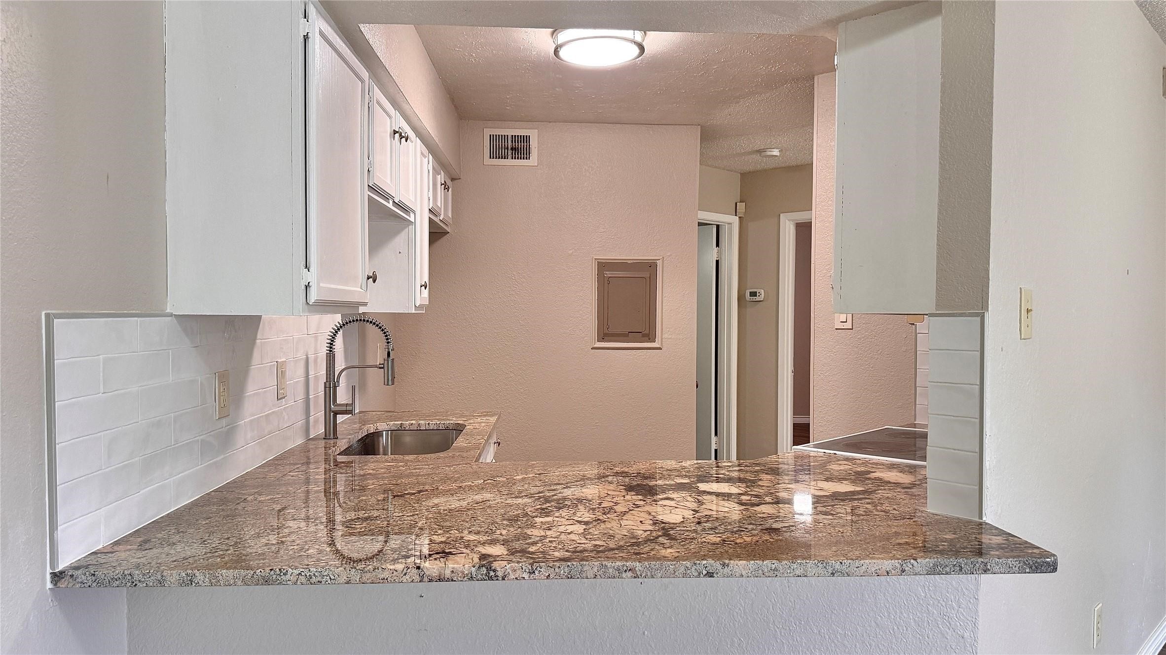 1614 Pecan Chase Circle Arlington TX 76012