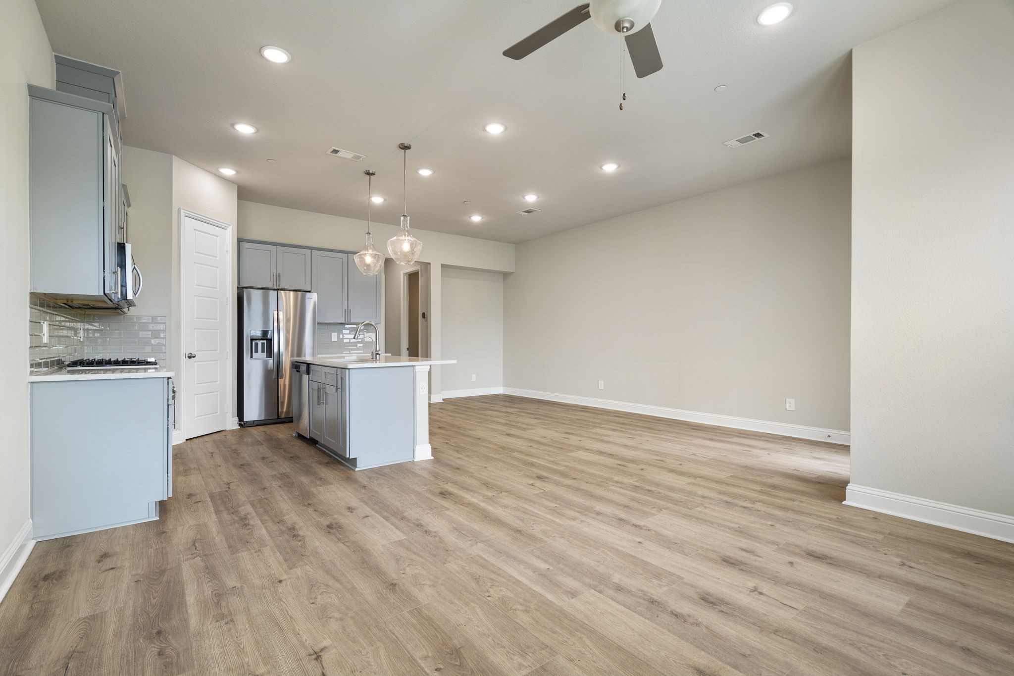12972 Rockham Lane Farmers Branch TX 75234