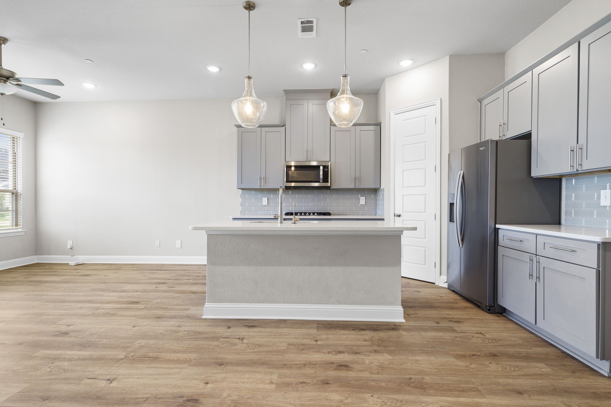 12972 Rockham Lane Farmers Branch TX 75234