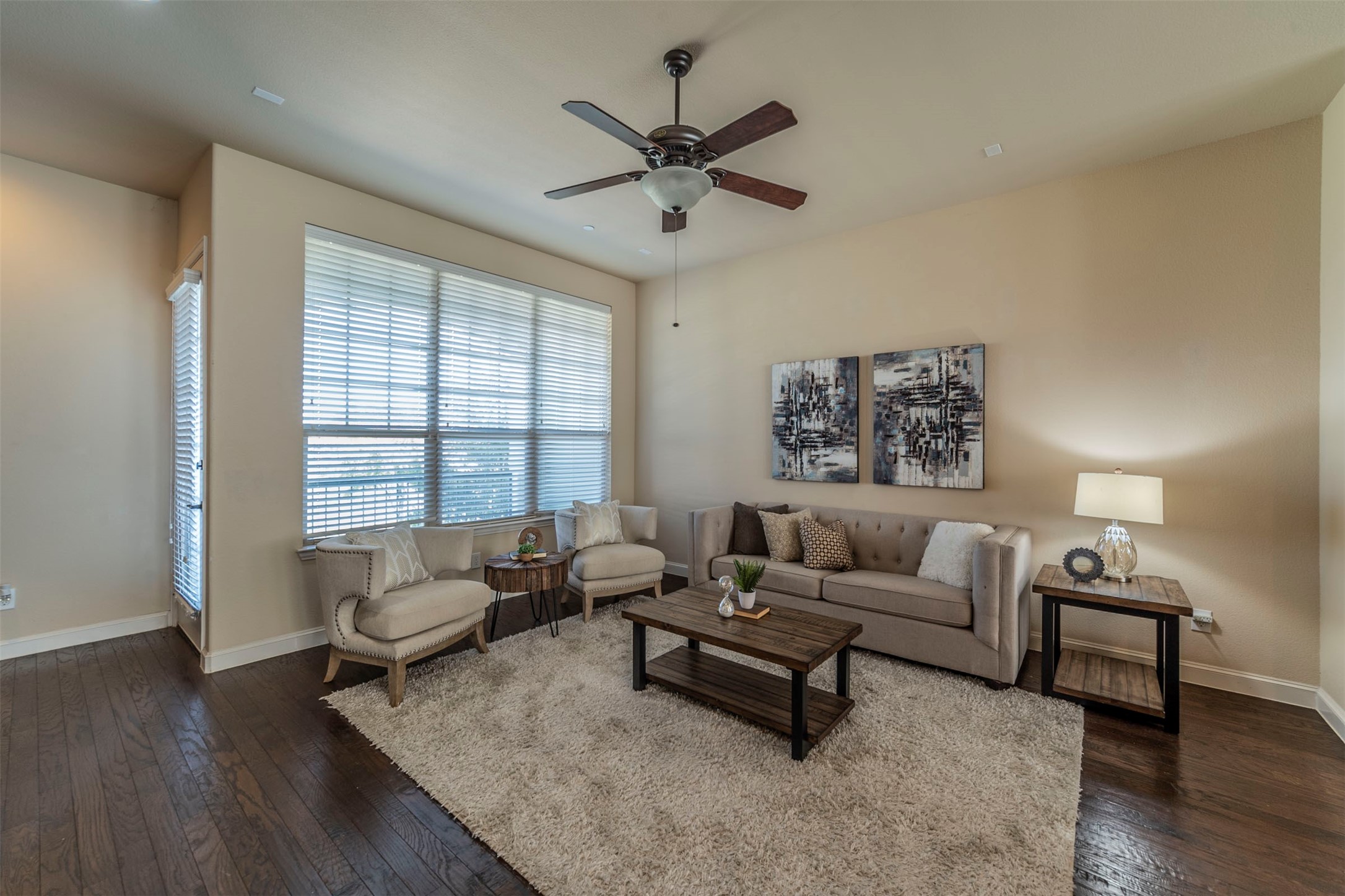 672 Arbol Irving TX 75039