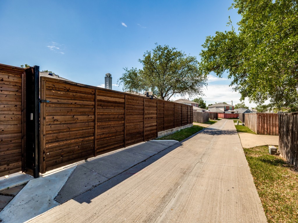 1454 Lochspring Drive Rockwall TX 75032