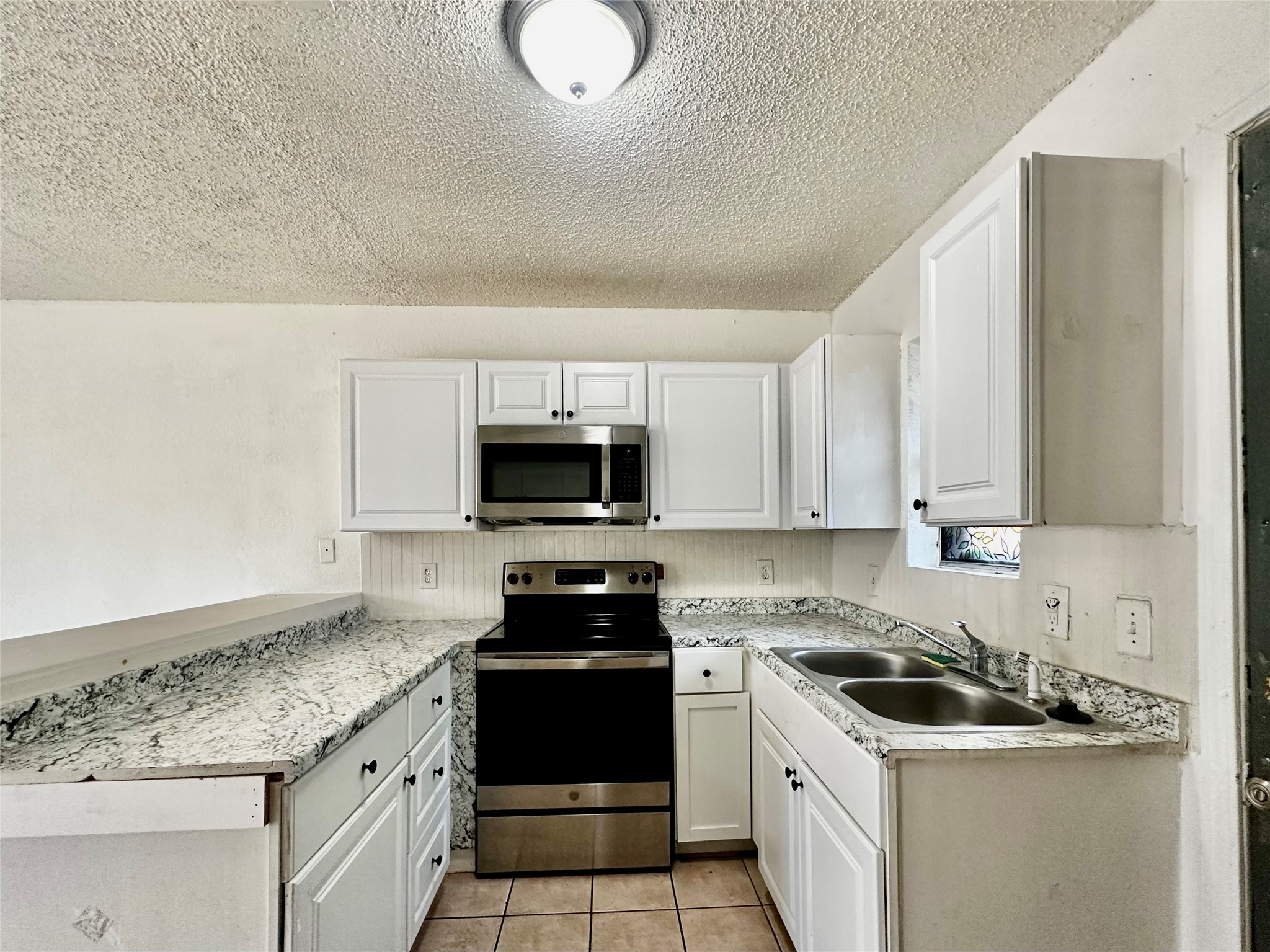 3848 Waldorf Street Fort Worth TX 76119
