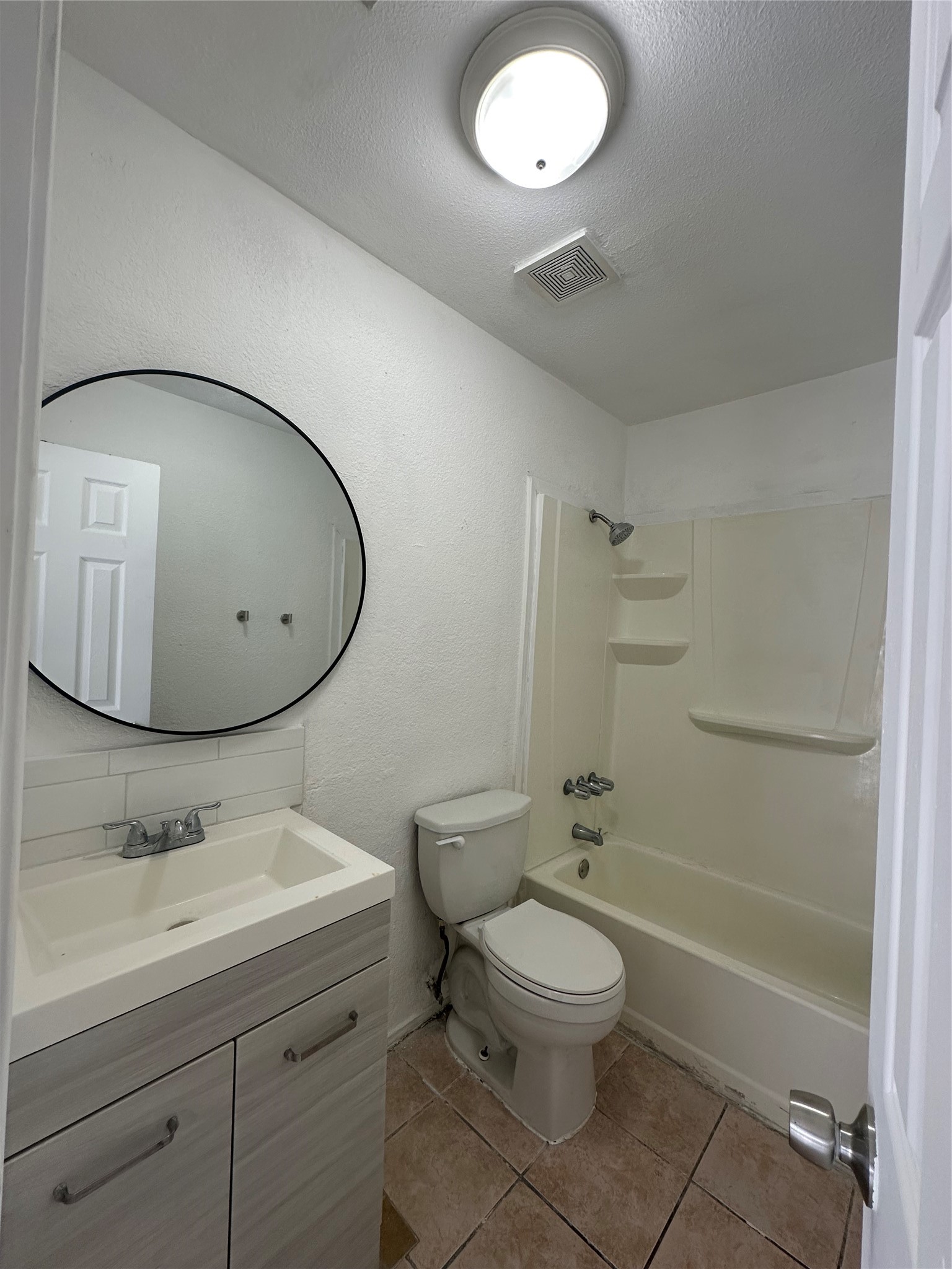 3848 Waldorf Street Fort Worth TX 76119