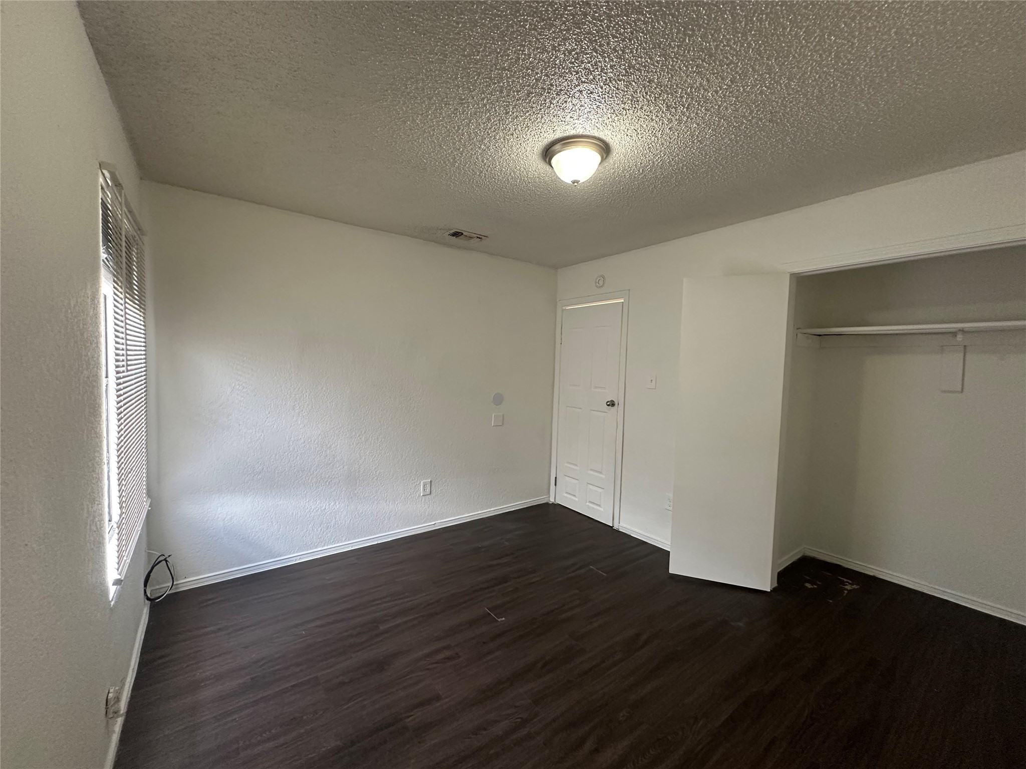 3848 Waldorf Street Fort Worth TX 76119
