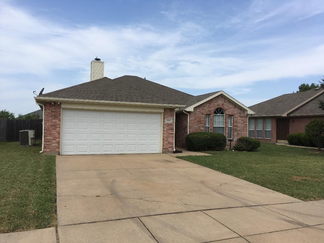 1301 Misty Drive Midlothian TX 76065