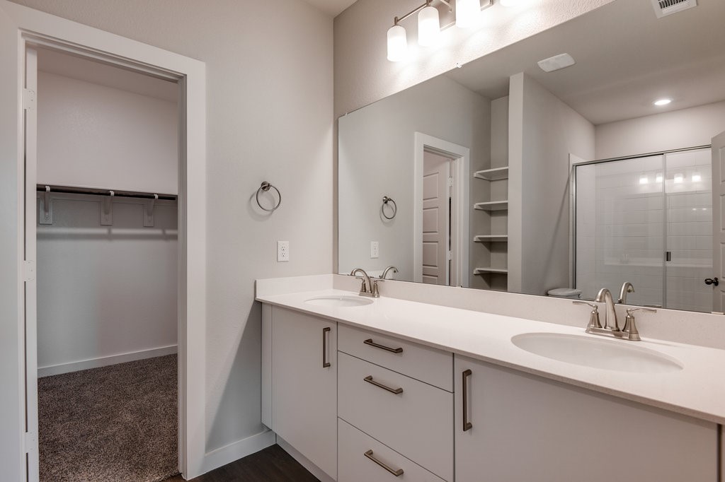 748 Wheatfield Drive Venus TX 76084