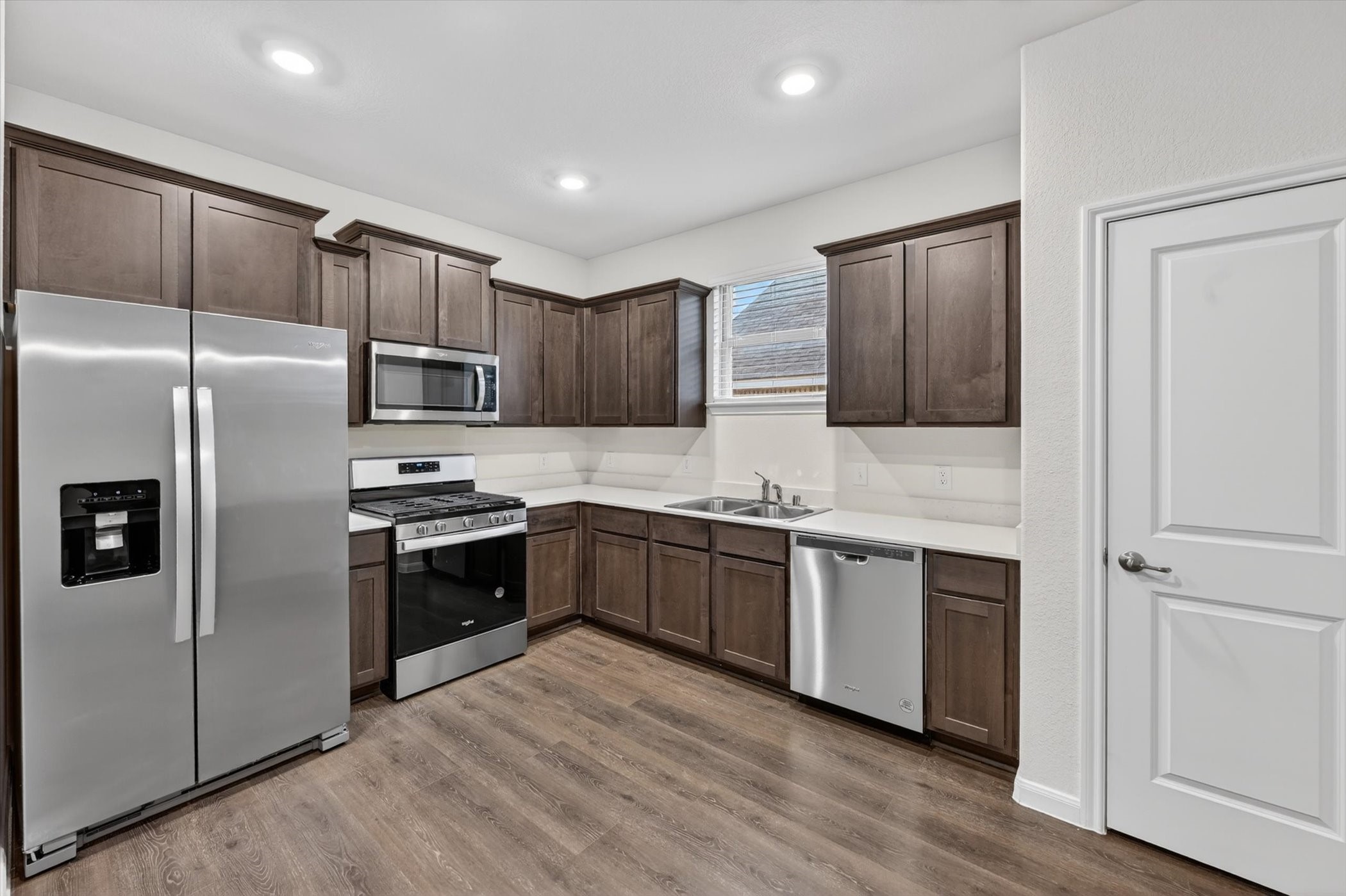 3955 Oak Creek Circle Denison TX 75020