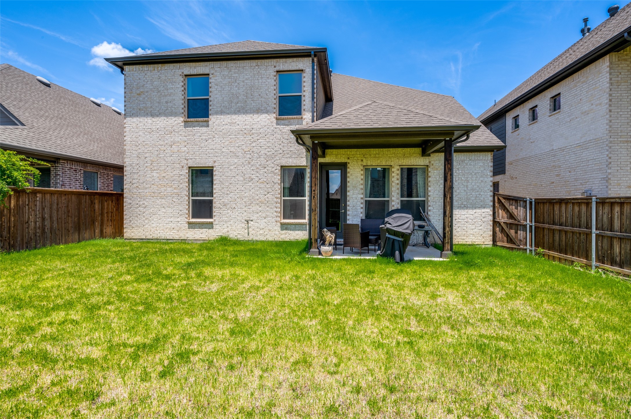 333 Foxthorne Way Little Elm TX 75068