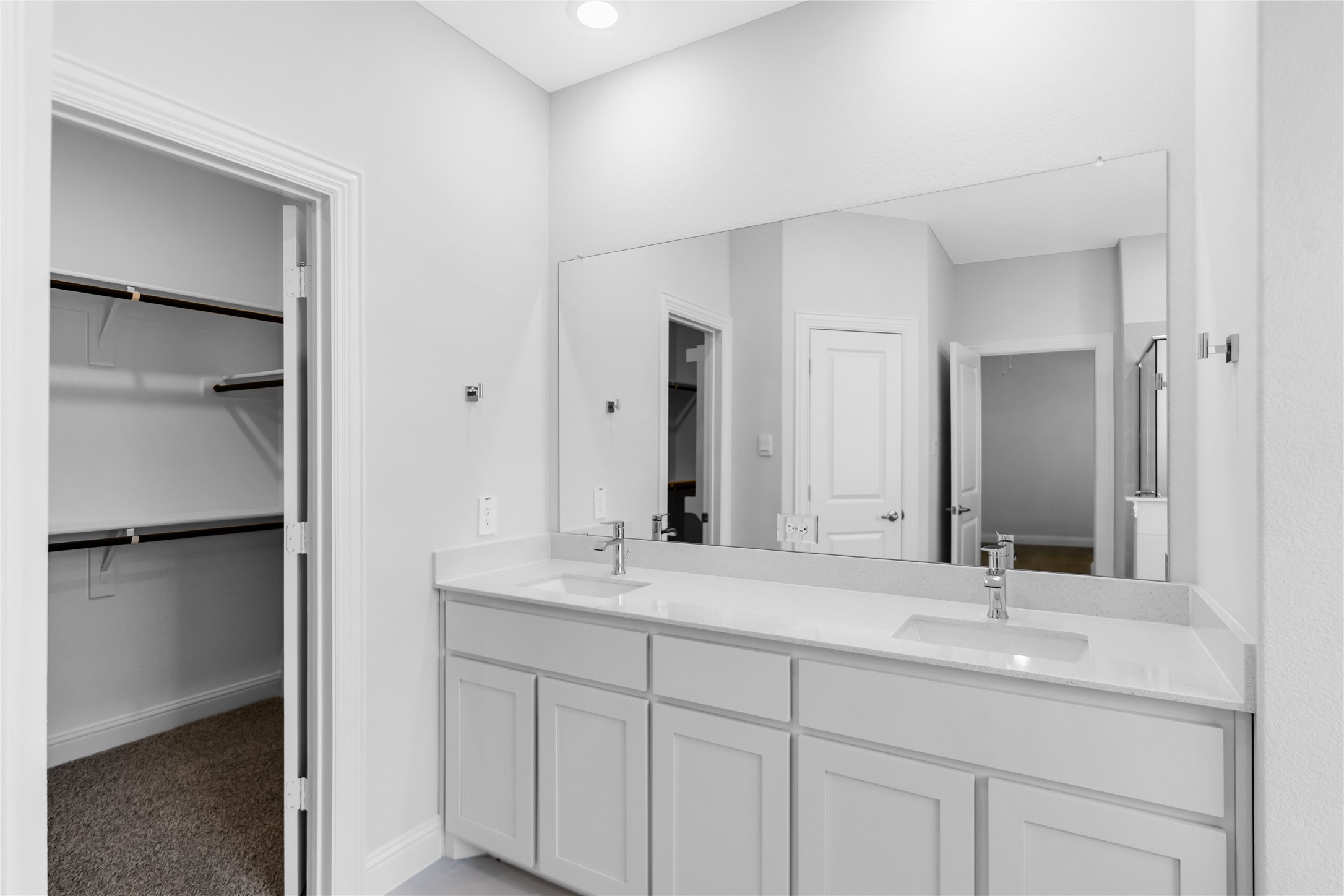 2537 Sakeena Court Bedford TX 76022