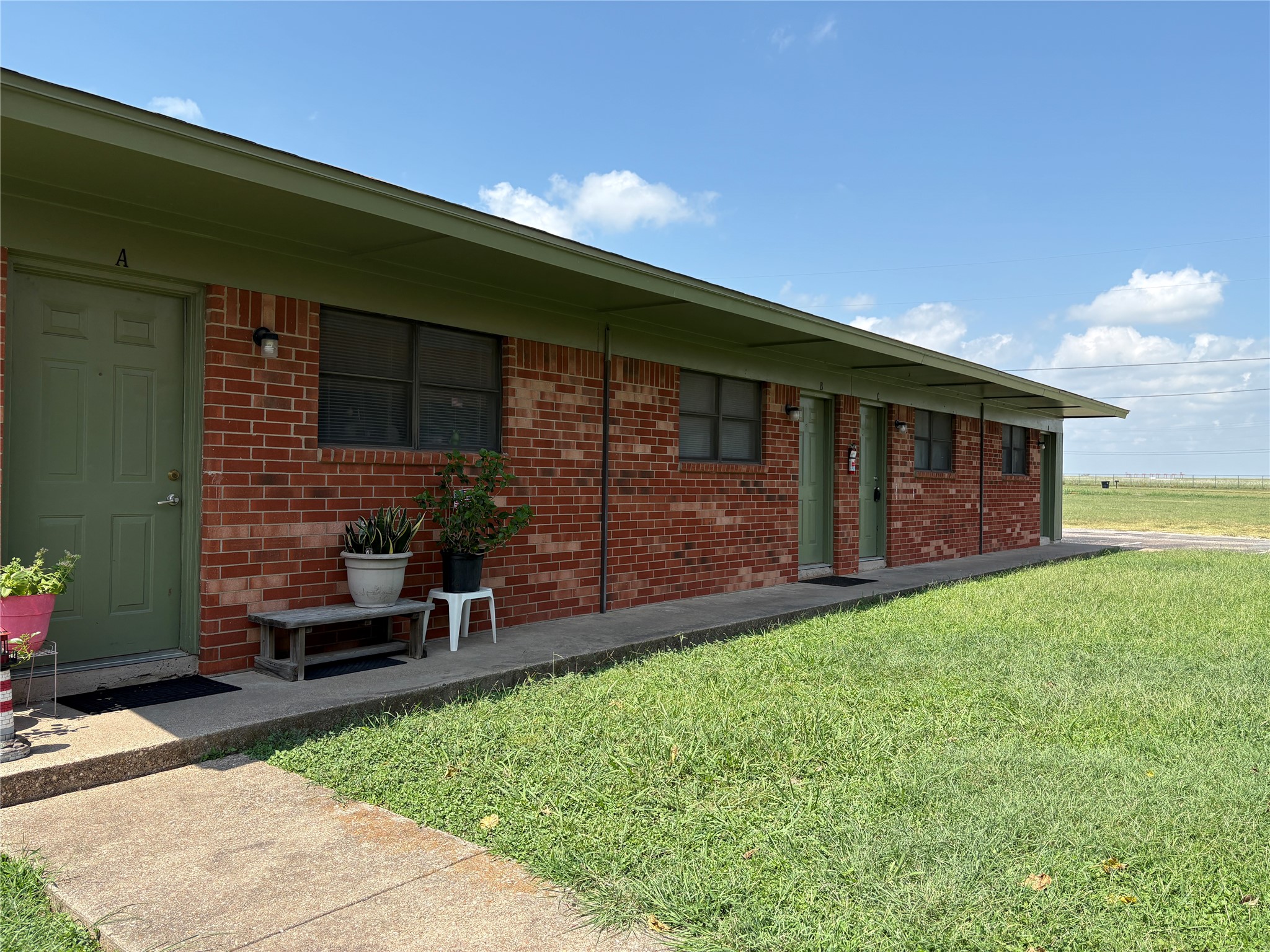 1708 Short Street Cleburne TX 76033