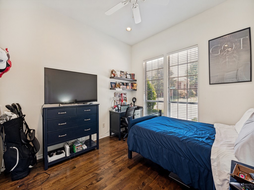6072 Thursby Avenue Dallas TX 75252