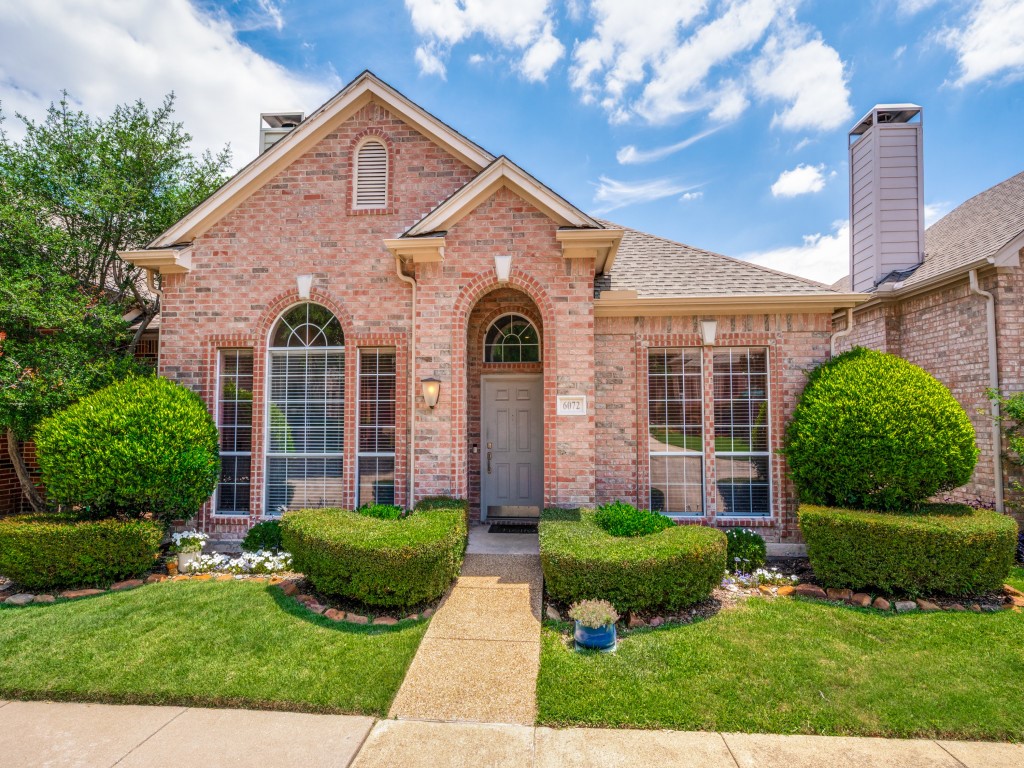 6072 Thursby Avenue Dallas TX 75252