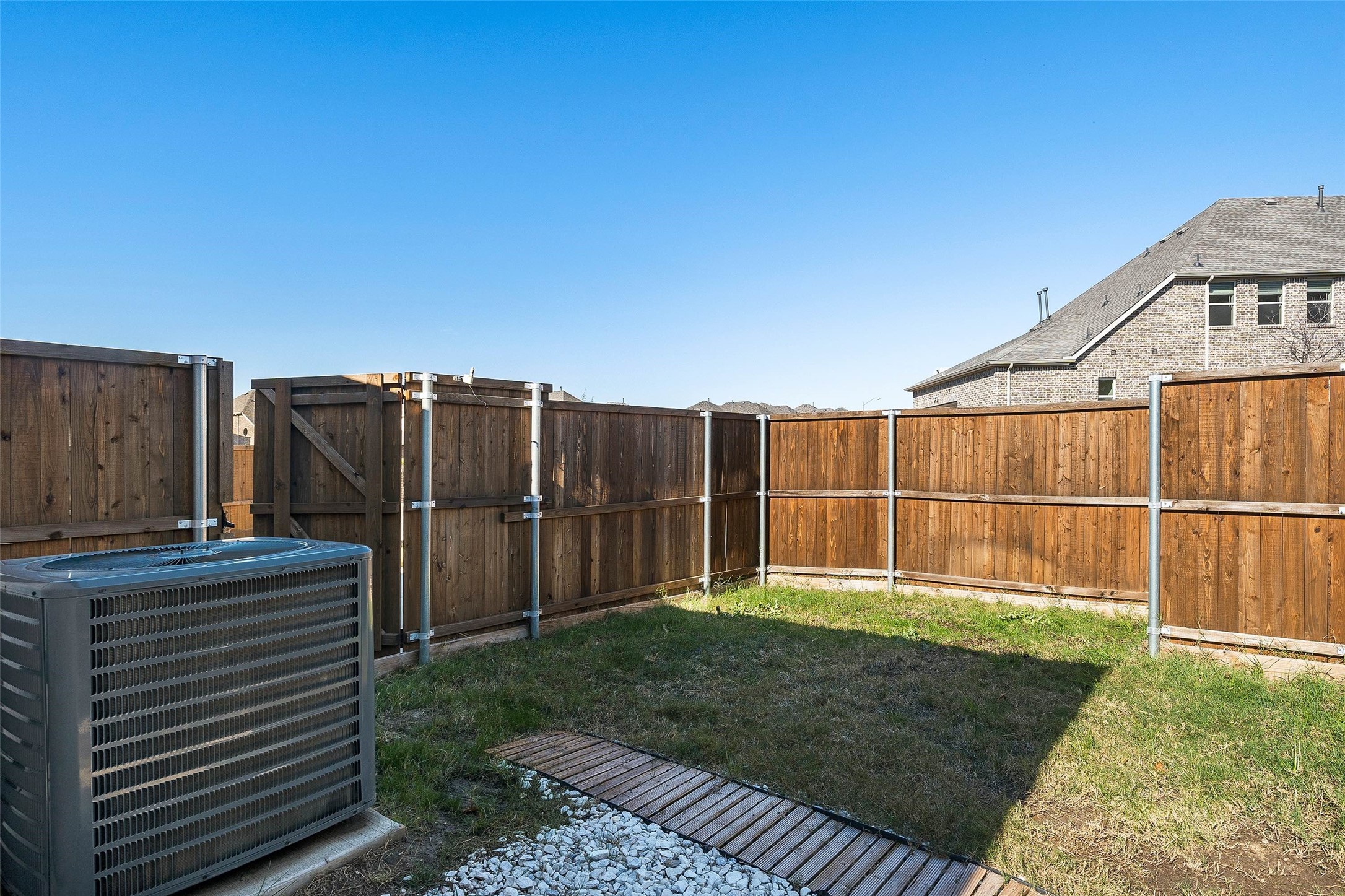 8211 Agarito Way Dallas TX 75252