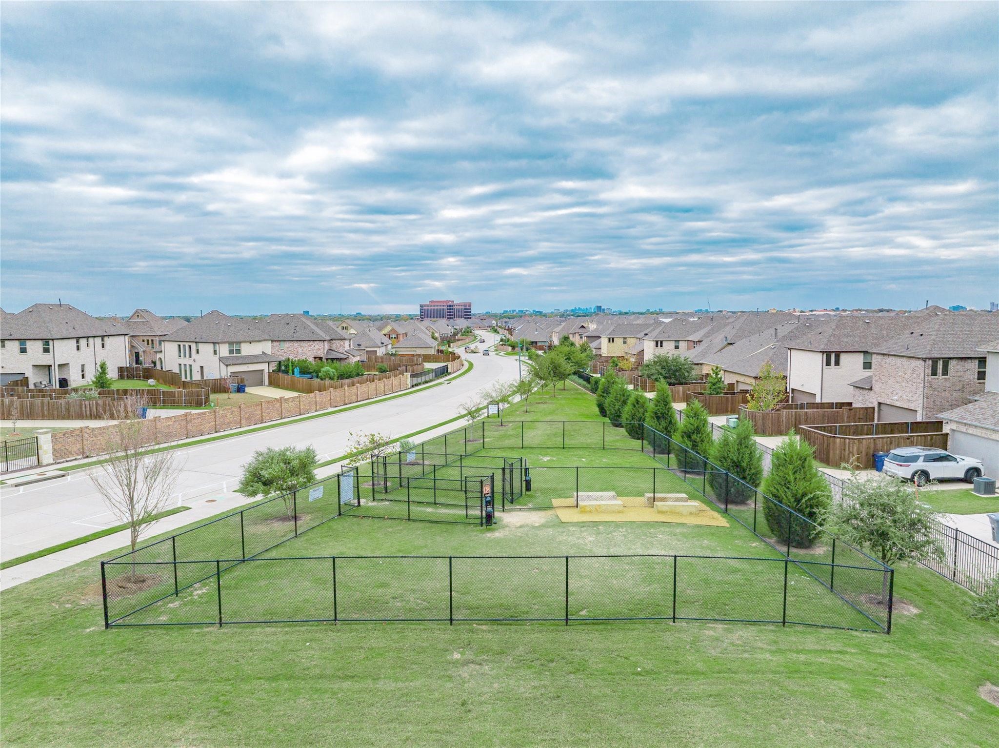 8211 Agarito Way Dallas TX 75252