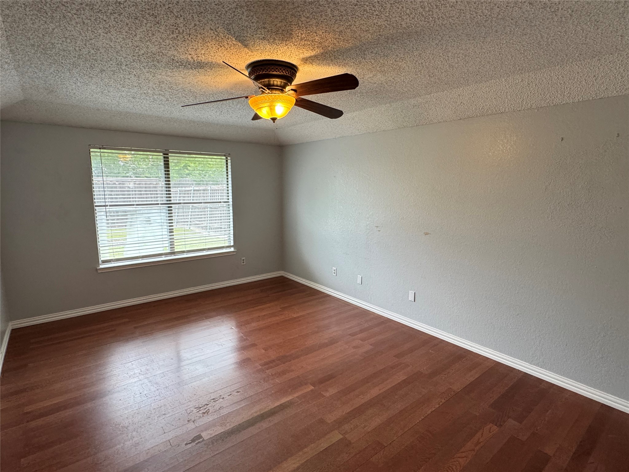 6629 High Lawn Terrace Watauga TX 76148