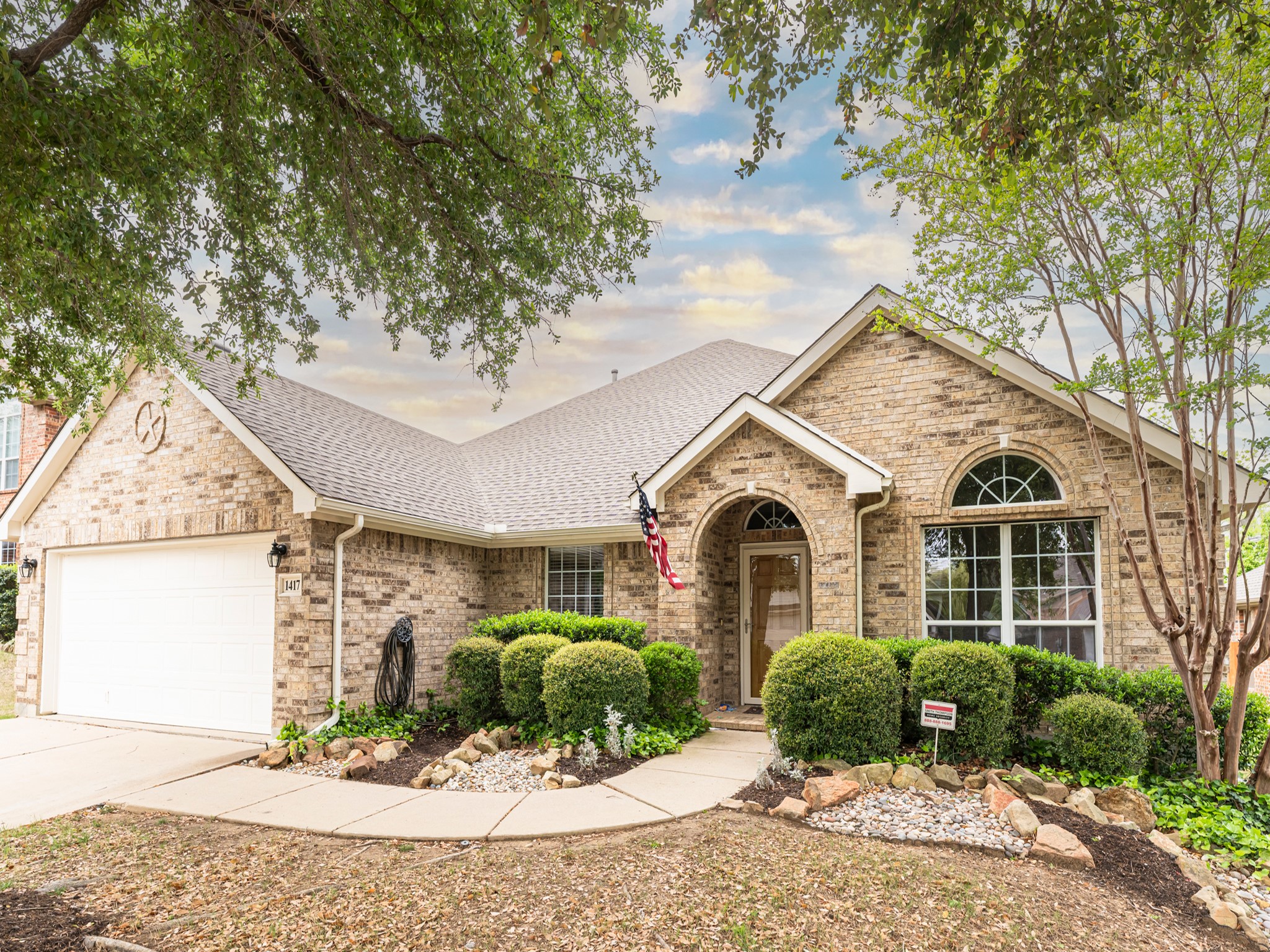 1417 Lowes Farm Parkway Mansfield TX 76063