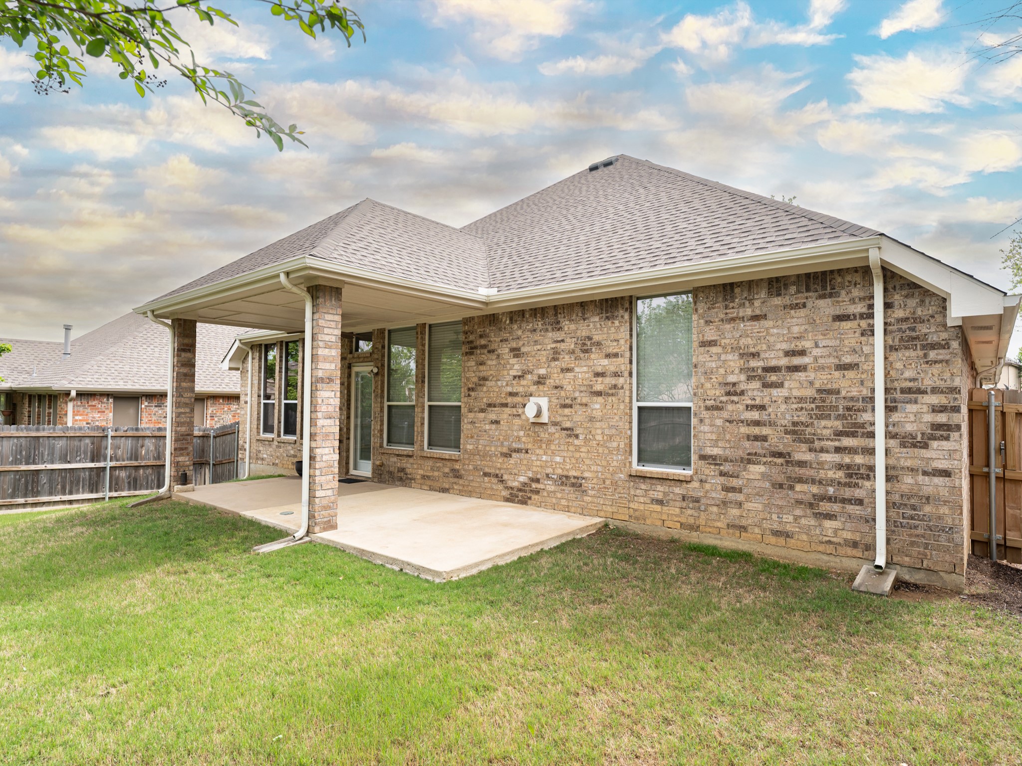 1417 Lowes Farm Parkway Mansfield TX 76063