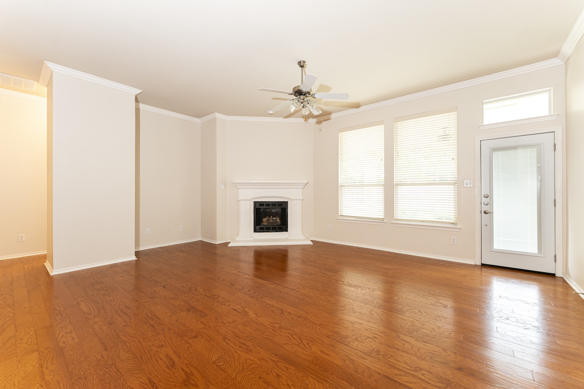 1417 Lowes Farm Parkway Mansfield TX 76063