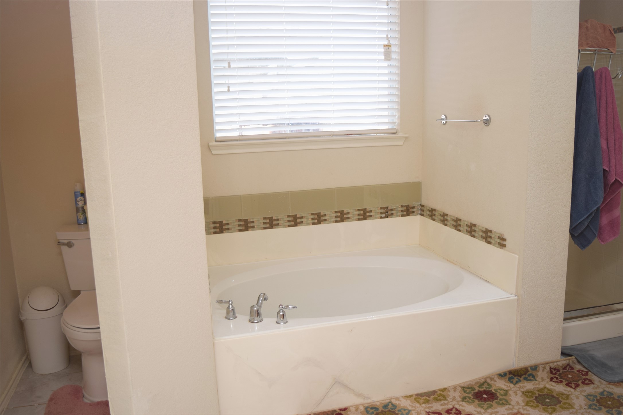 1714 Rustic Lane Garland TX 75040