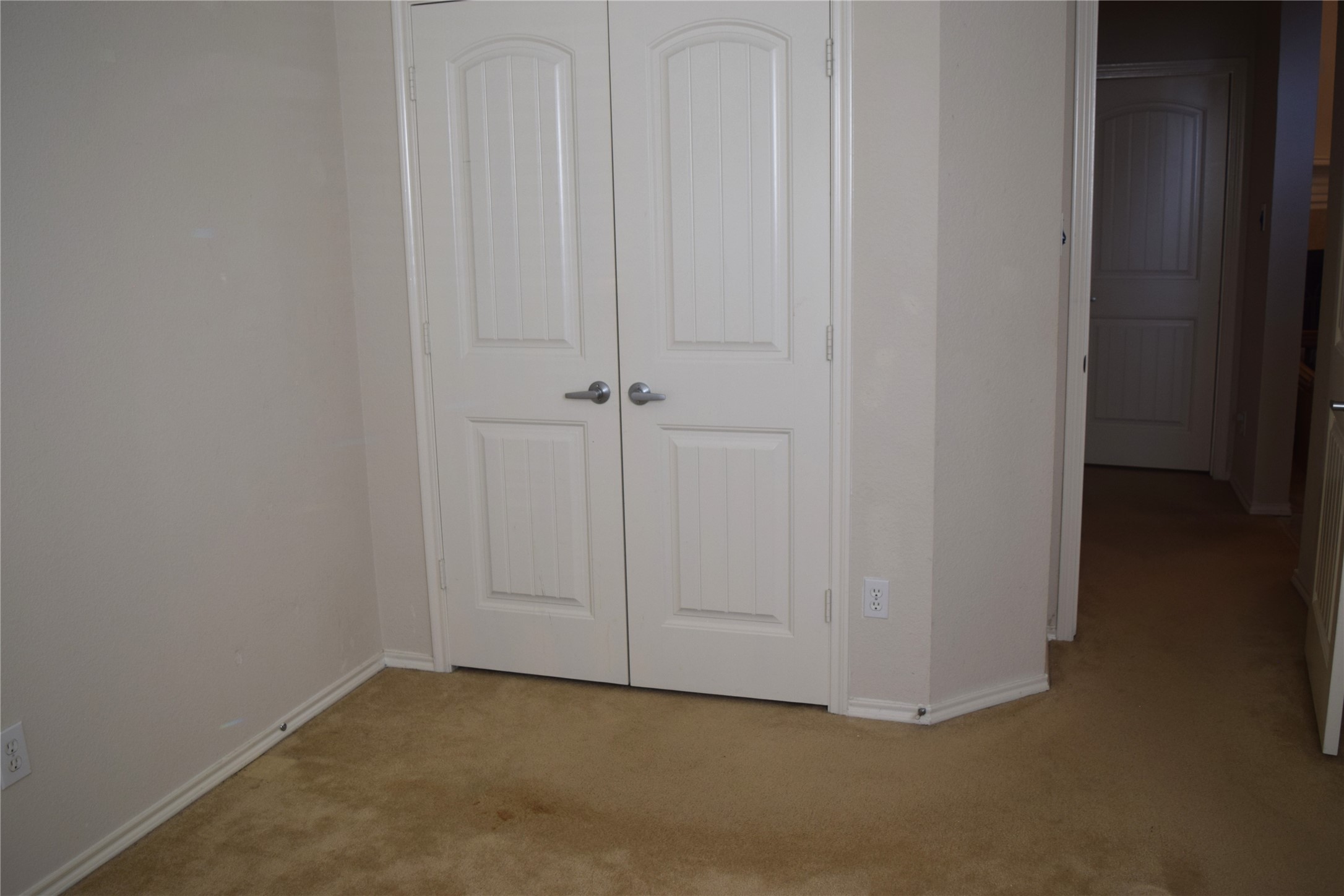 1714 Rustic Lane Garland TX 75040