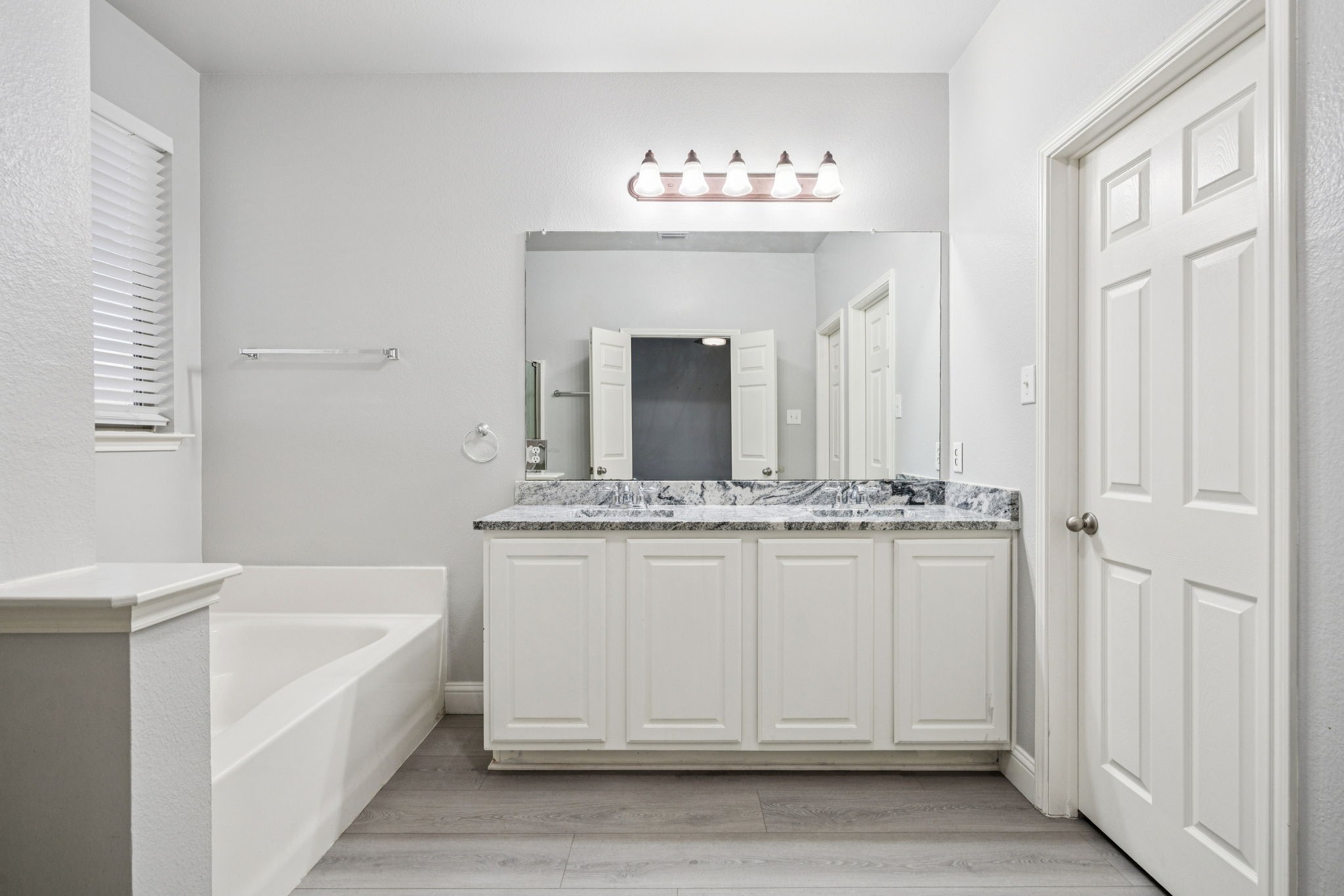 813 Lake Forest Trail Little Elm TX 75068