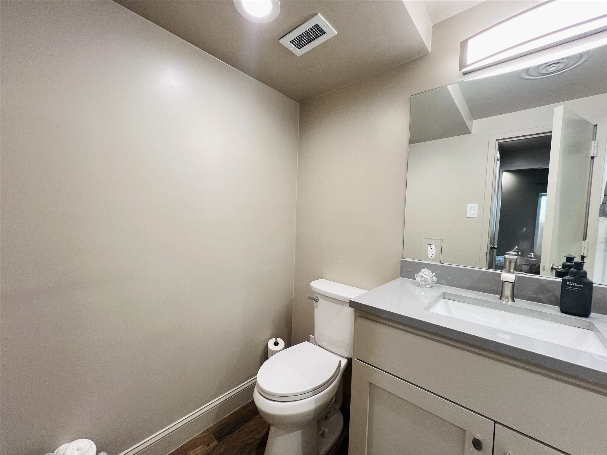 6211 W Northwest Highway Dallas TX 75225