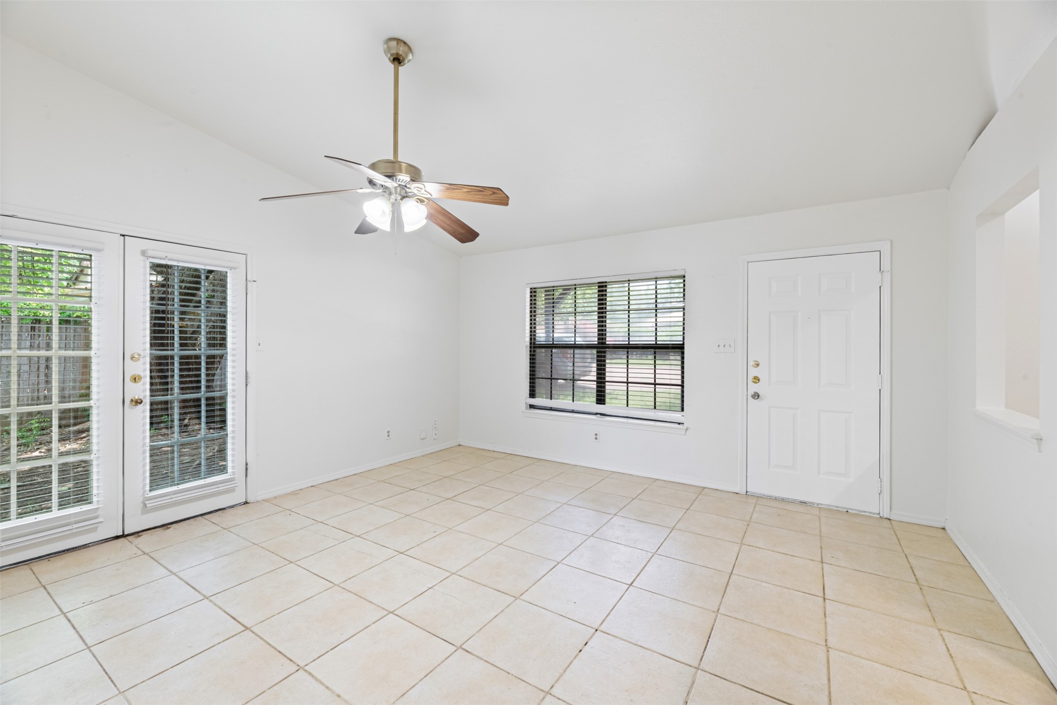 447 Vincent Street Cedar Hill TX 75104