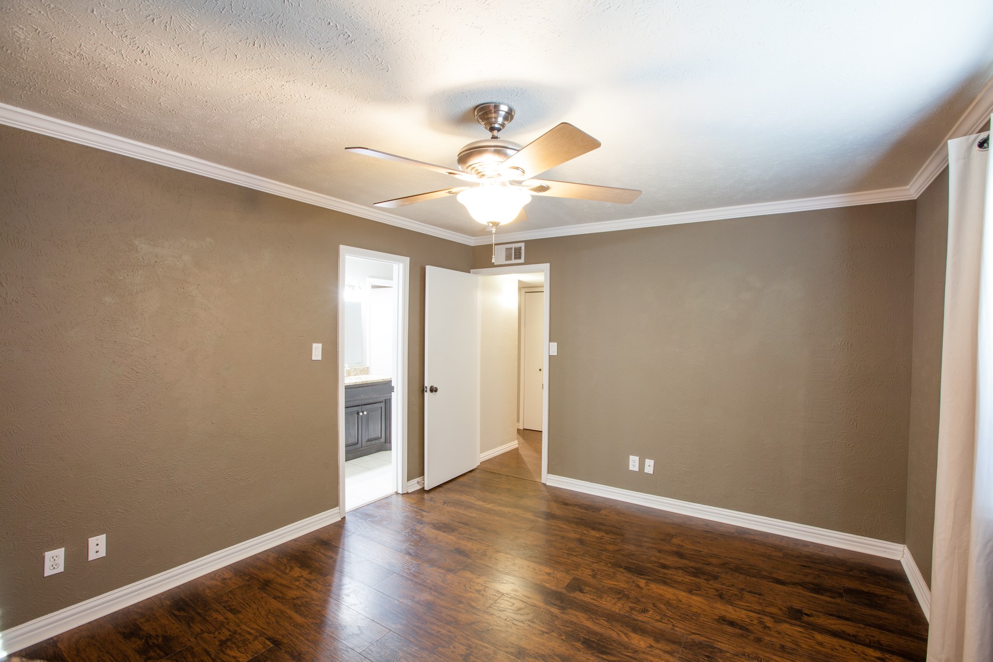 5713 Baker Drive The Colony TX 75056