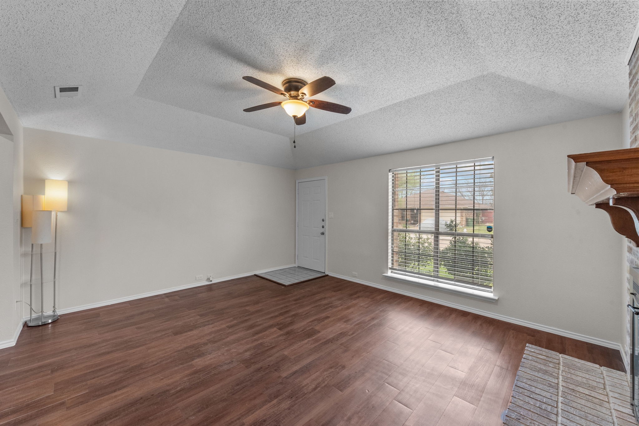 3264 Northview Carrollton TX 75007