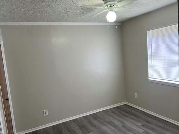 806 Phillips Drive Ennis TX 75119