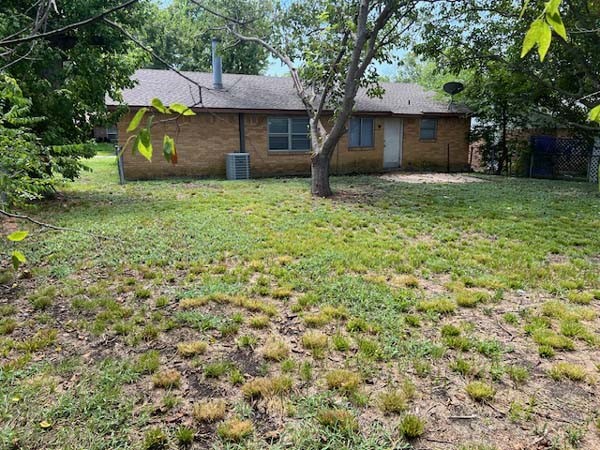 806 Phillips Drive Ennis TX 75119