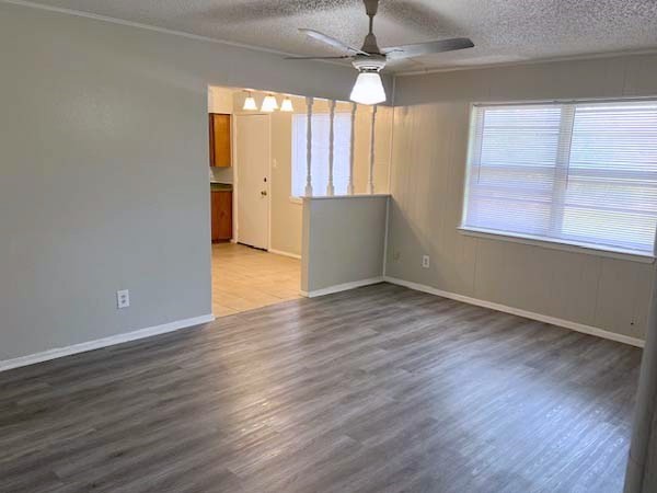 806 Phillips Drive Ennis TX 75119