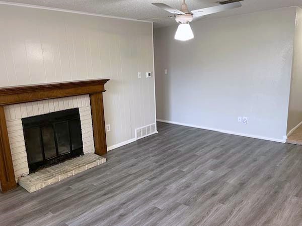 806 Phillips Drive Ennis TX 75119