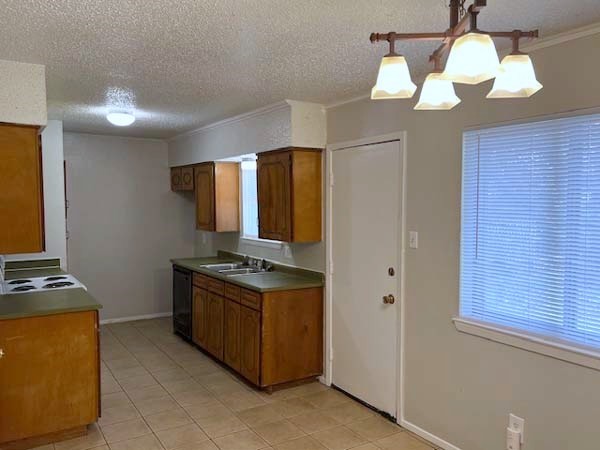 806 Phillips Drive Ennis TX 75119