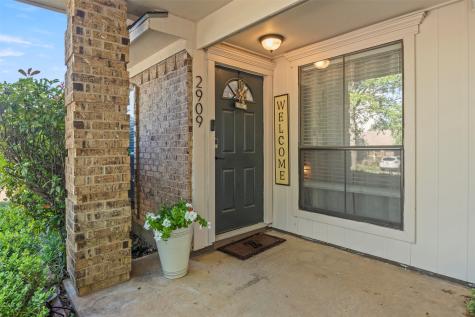 2909 Post Oak Drive Euless TX 76039