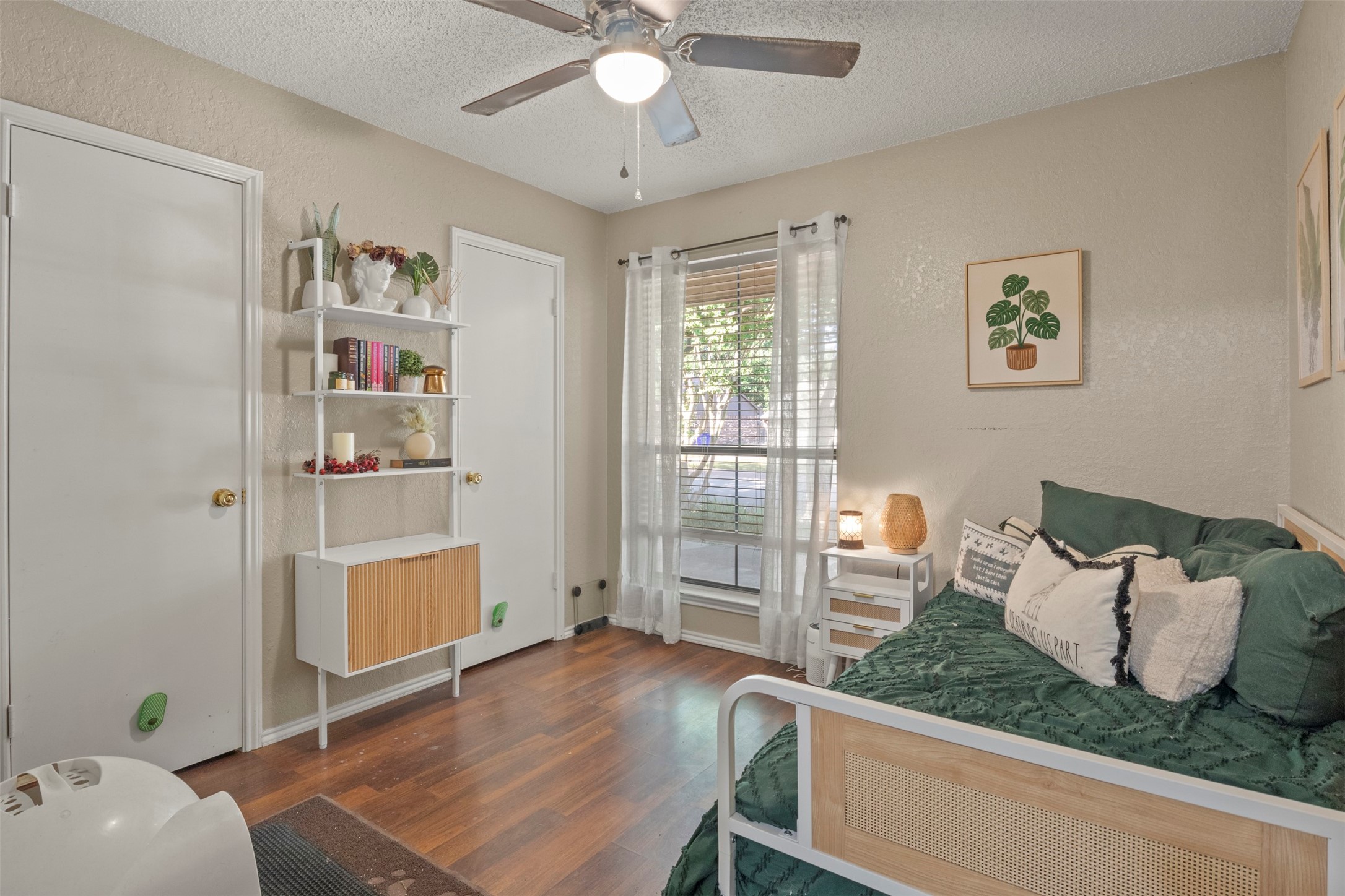 2909 Post Oak Drive Euless TX 76039
