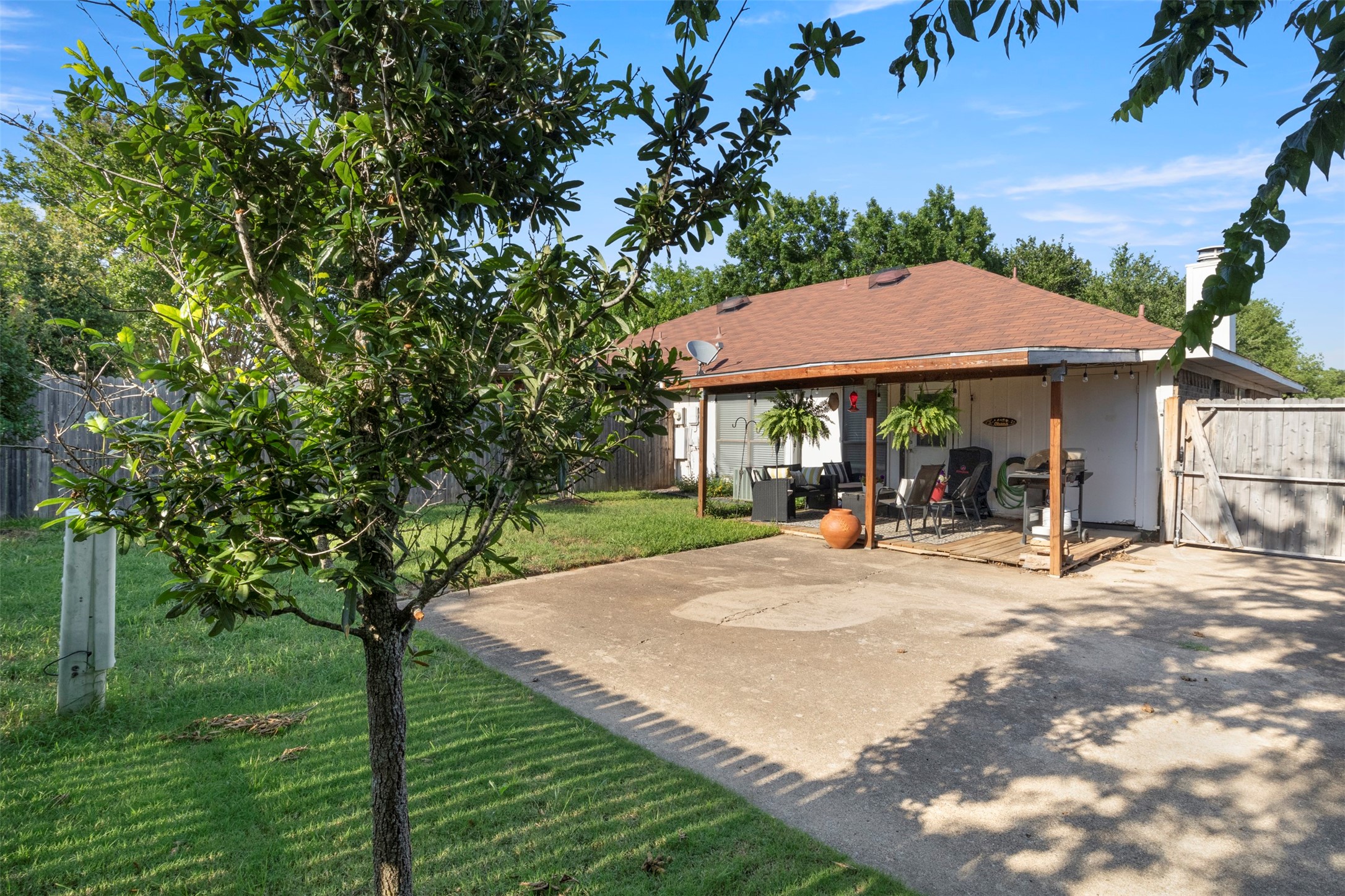 2909 Post Oak Drive Euless TX 76039