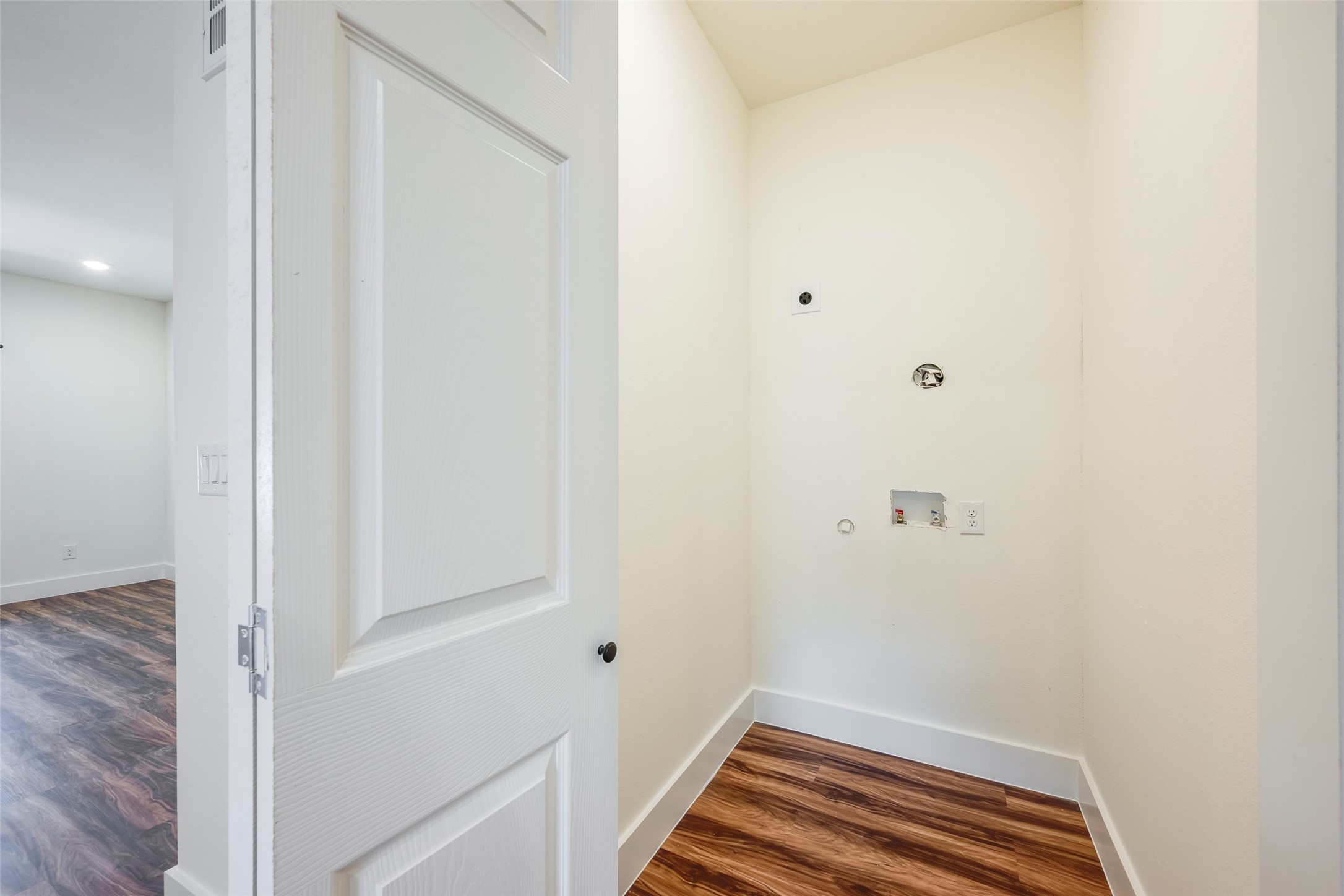 3523 Herrling Street Dallas TX 75210