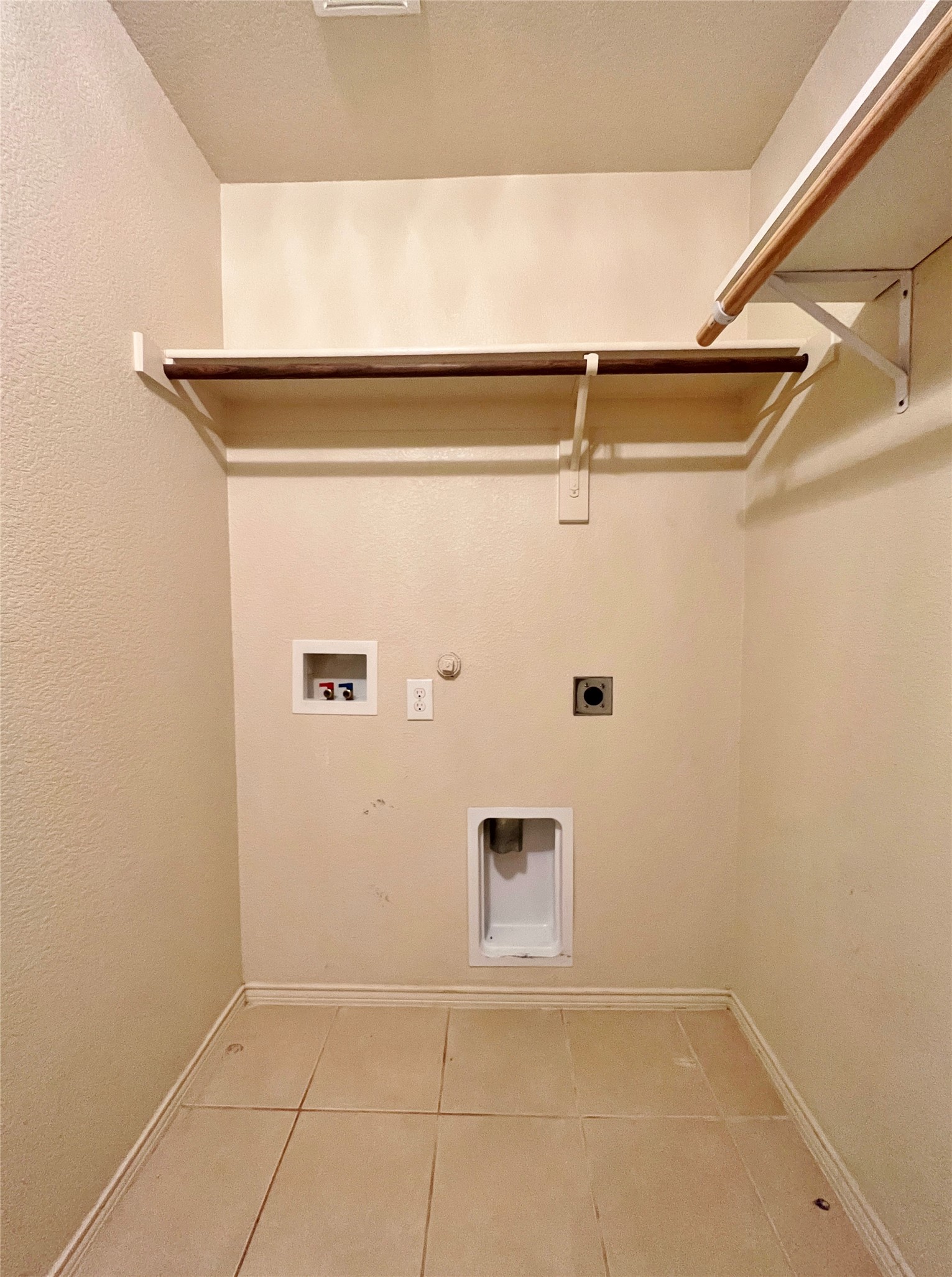 9925 Amaryllis Lane Fort Worth TX 76108
