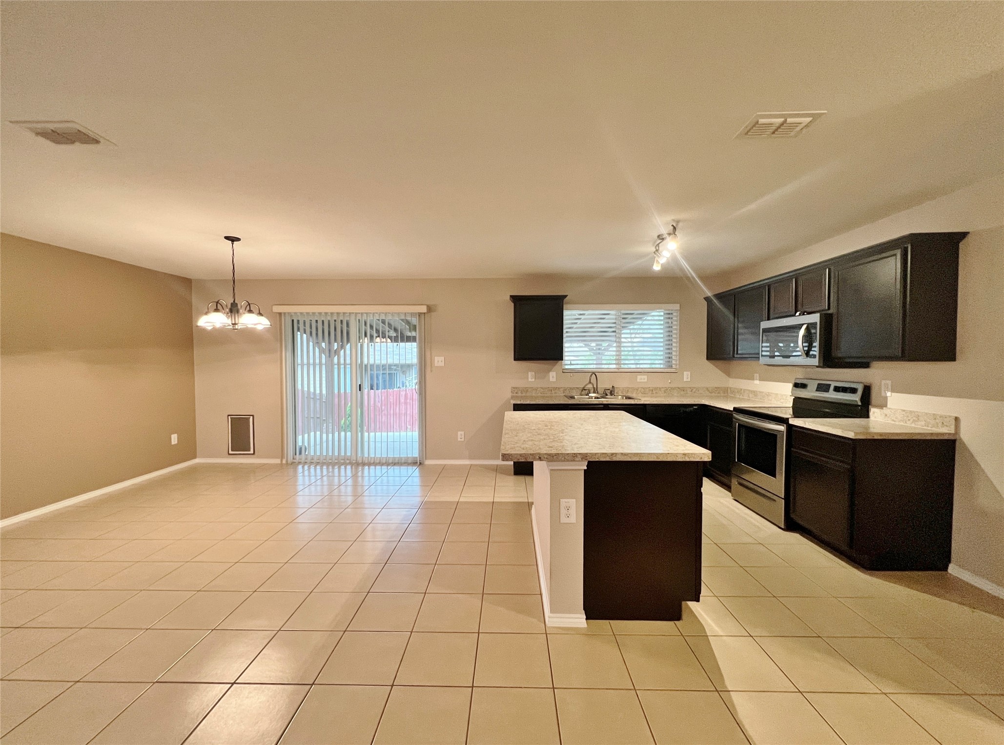 9925 Amaryllis Lane Fort Worth TX 76108