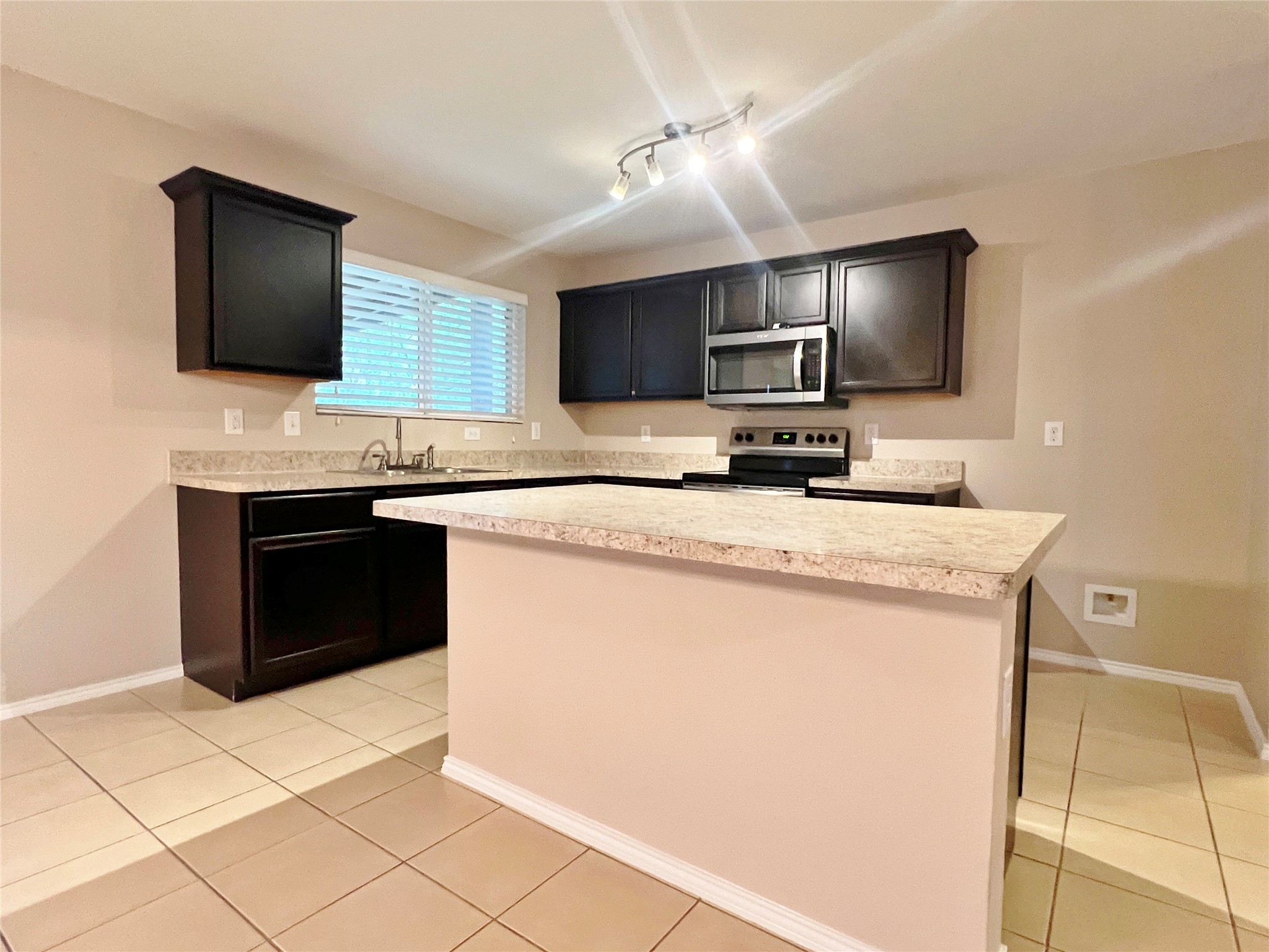 9925 Amaryllis Lane Fort Worth TX 76108