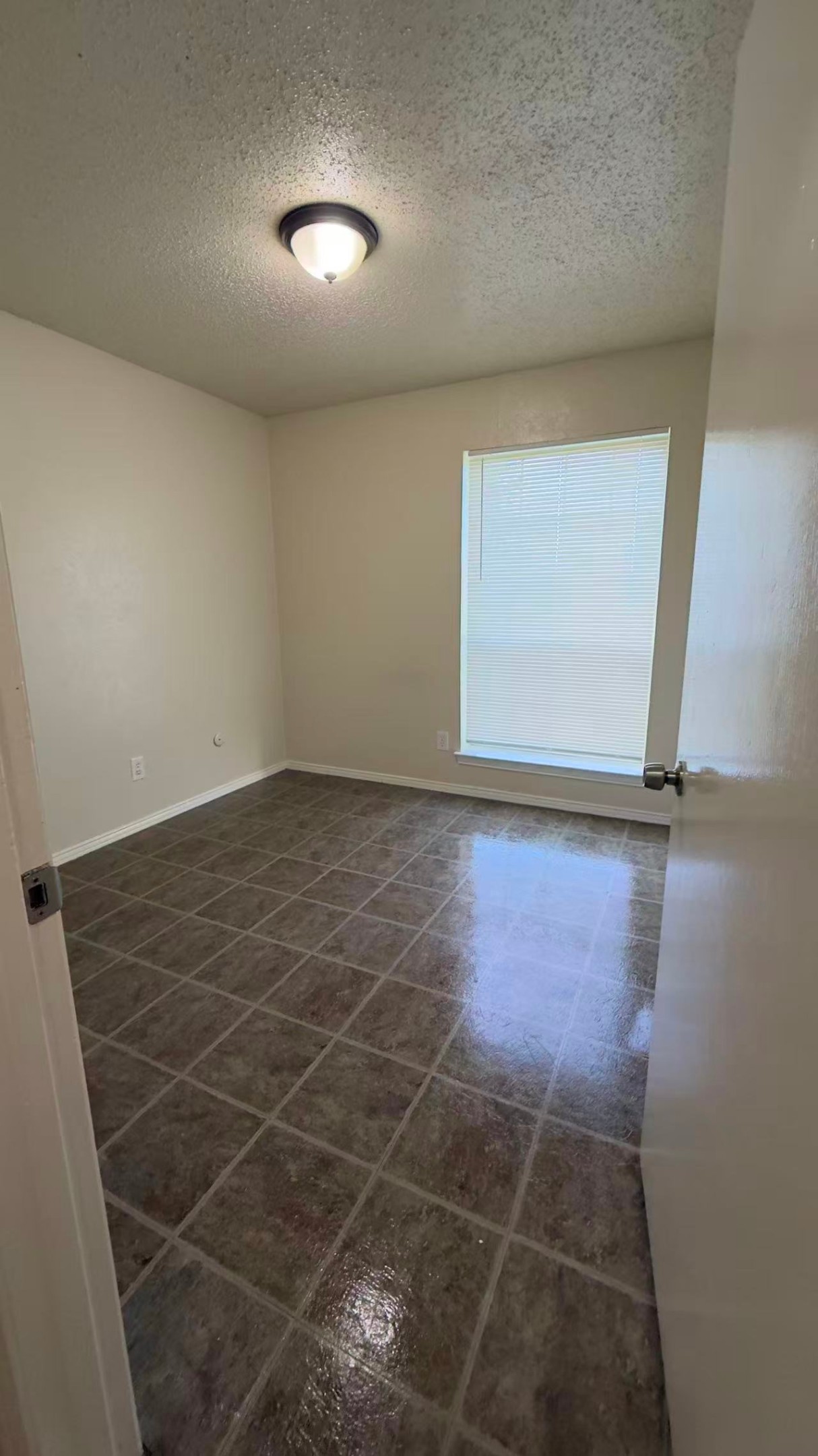 1914 Aspen Lane Garland TX 75044