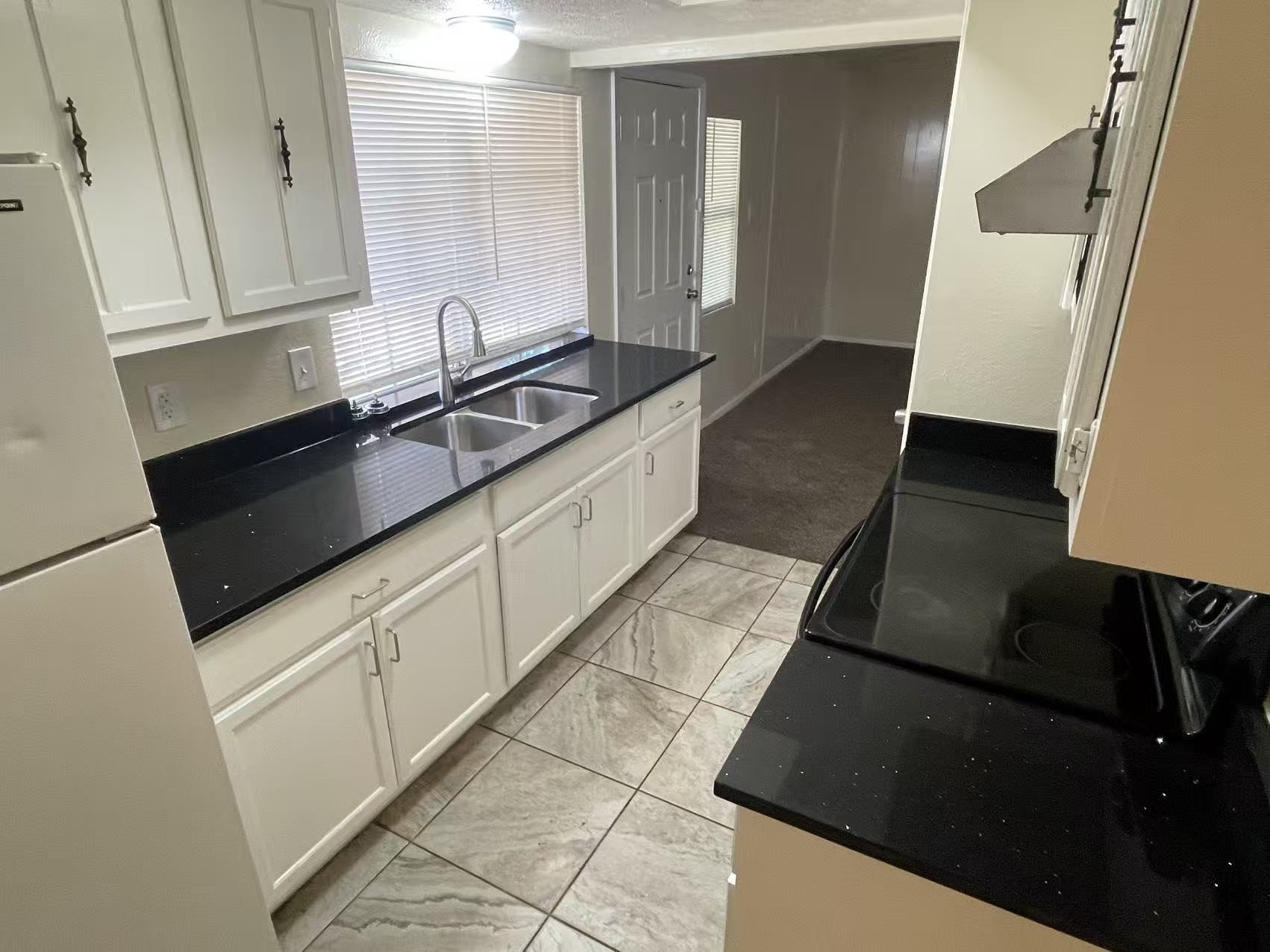 1914 Aspen Lane Garland TX 75044
