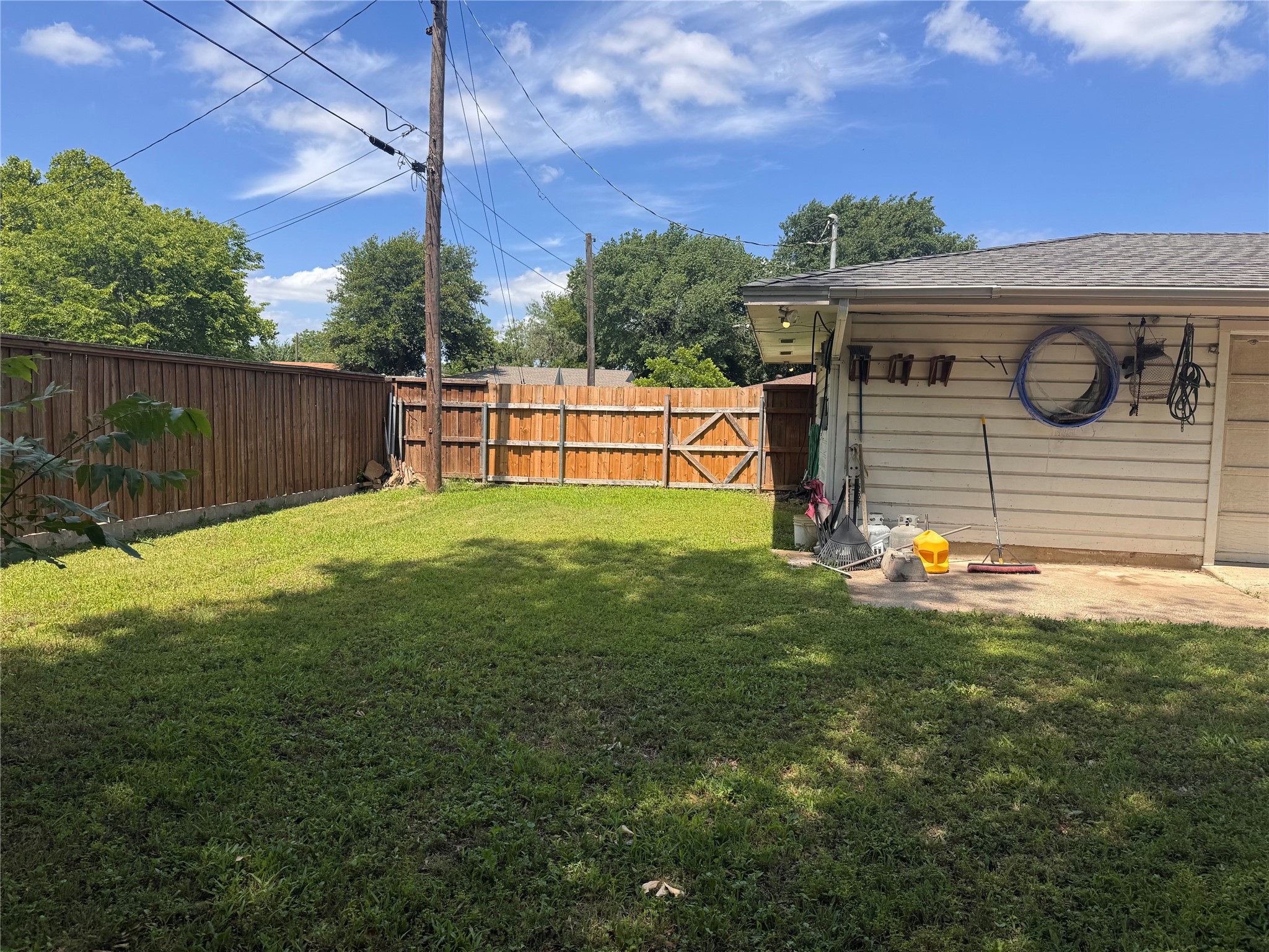 514 Lynn Drive E Irving TX 75062