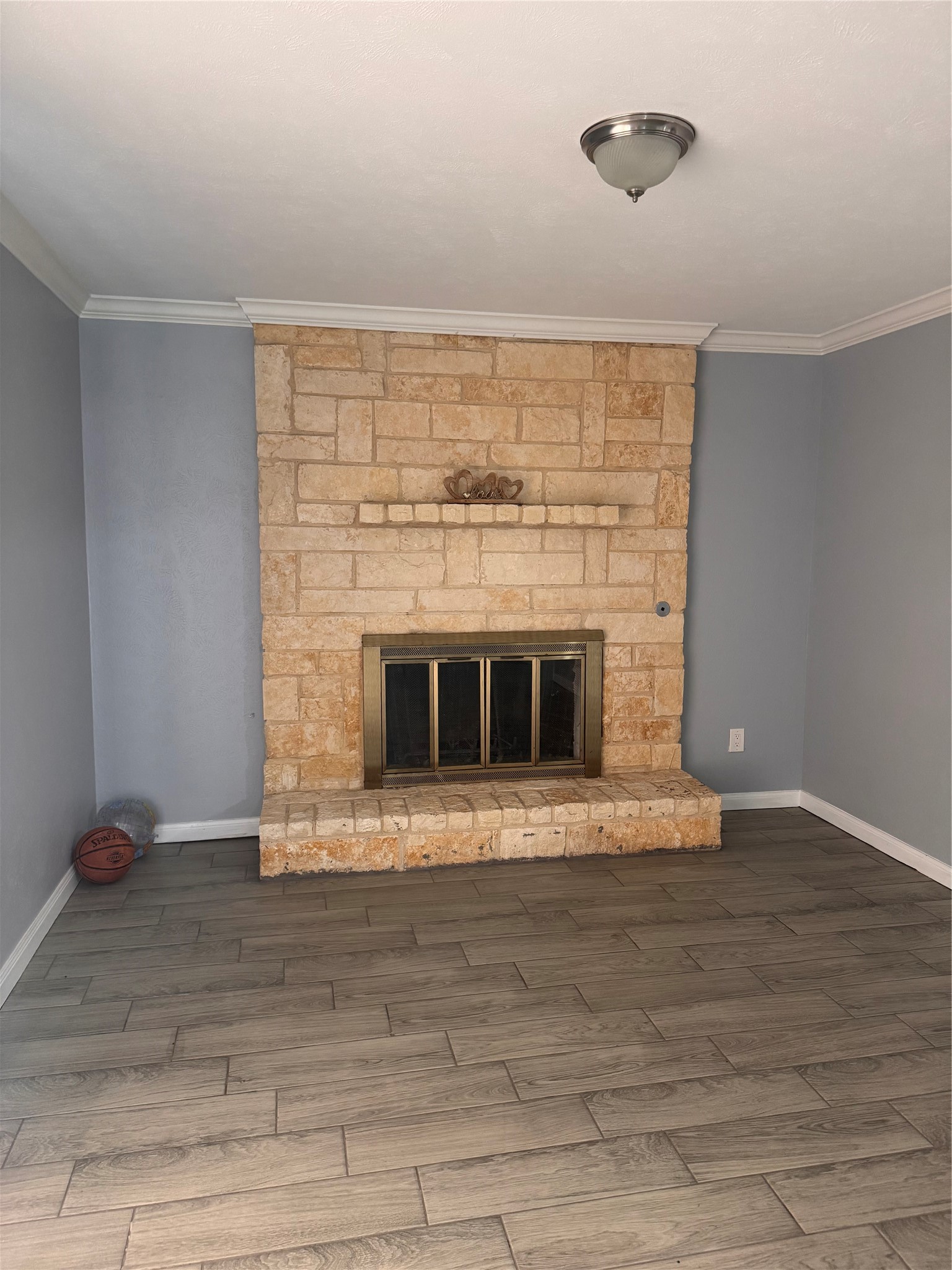 514 Lynn Drive E Irving TX 75062
