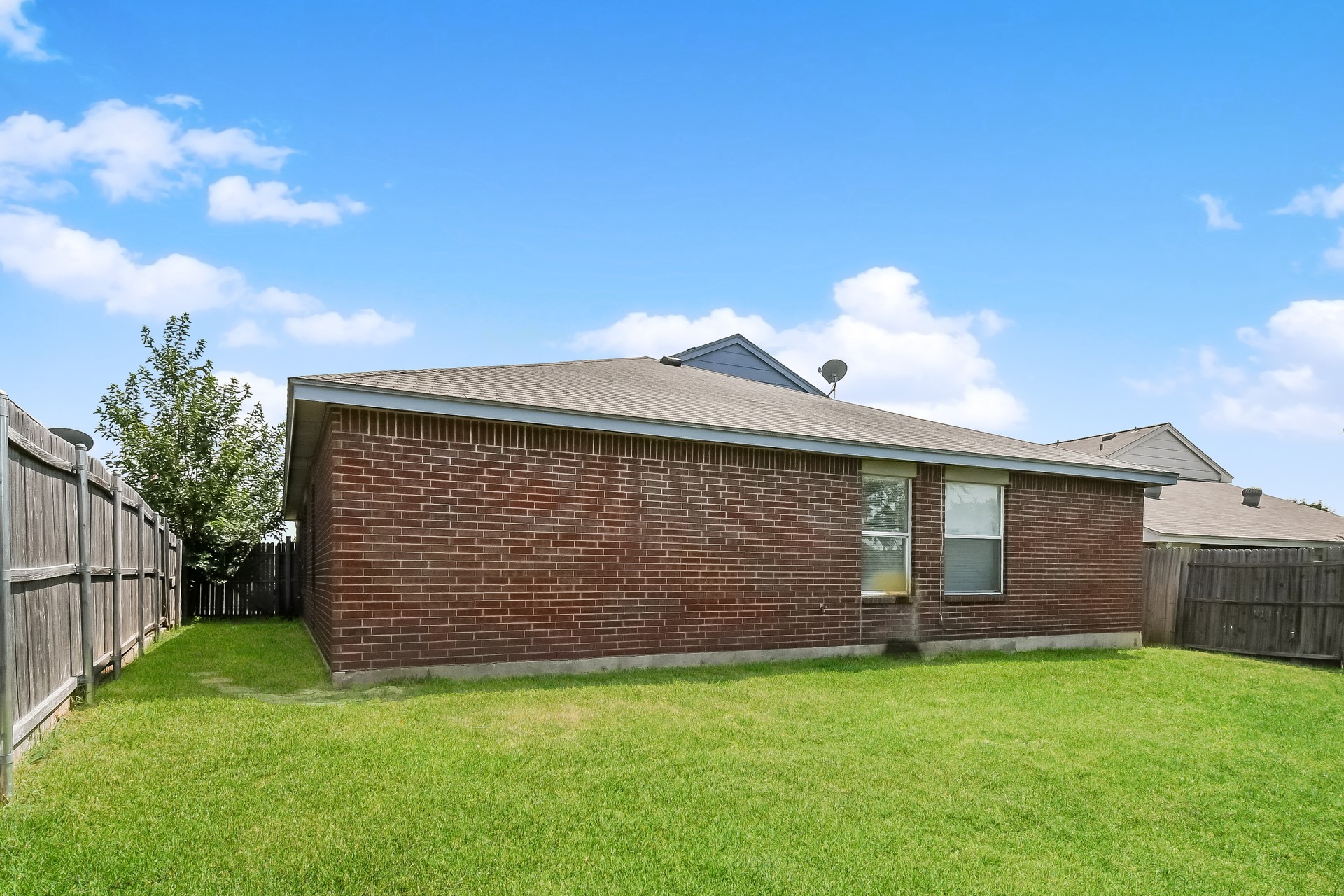 10240 Dawson Trail Fort Worth TX 76108