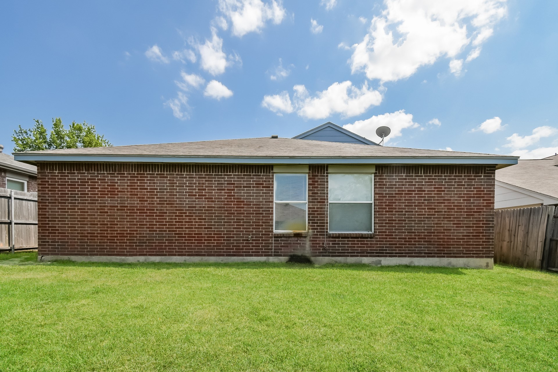 10240 Dawson Trail Fort Worth TX 76108
