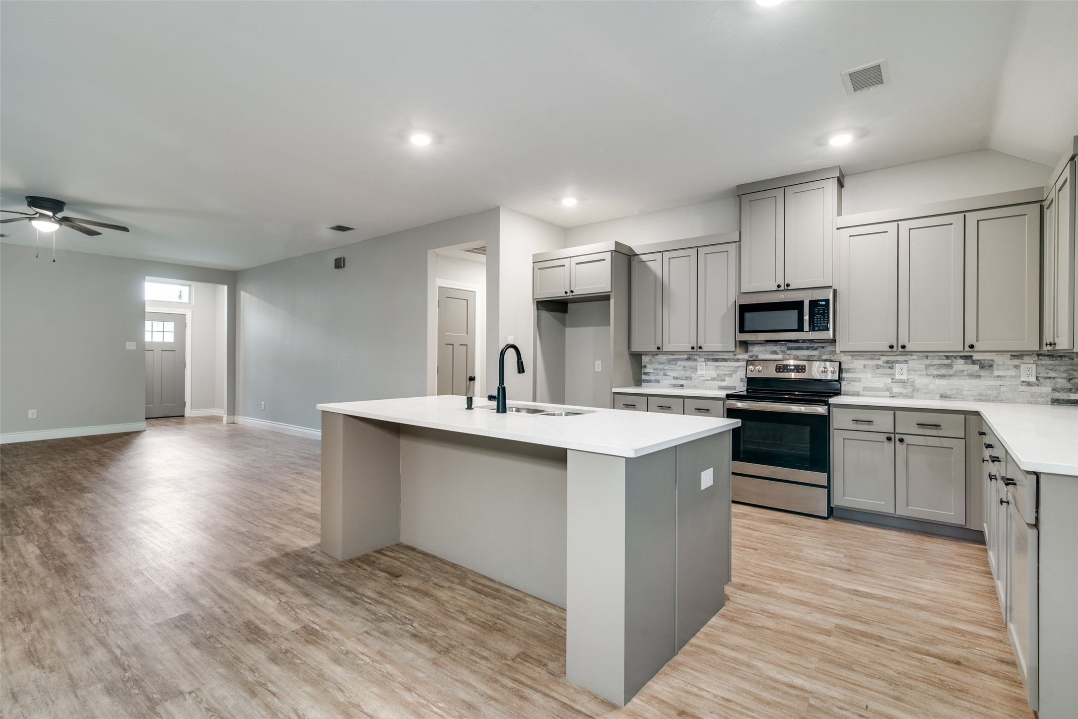 2734 Waters Edge Quinlan TX 75474