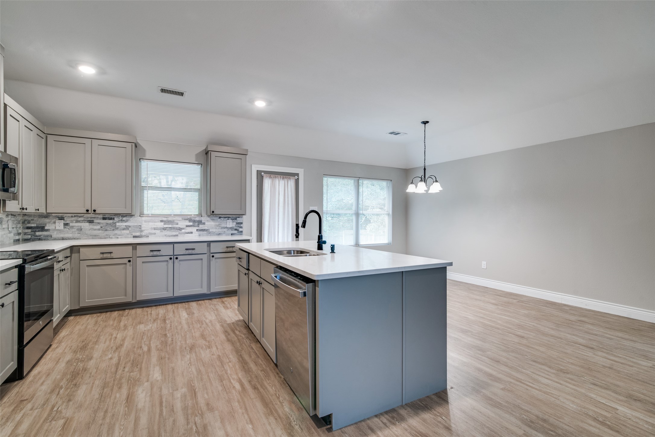 2734 Waters Edge Quinlan TX 75474