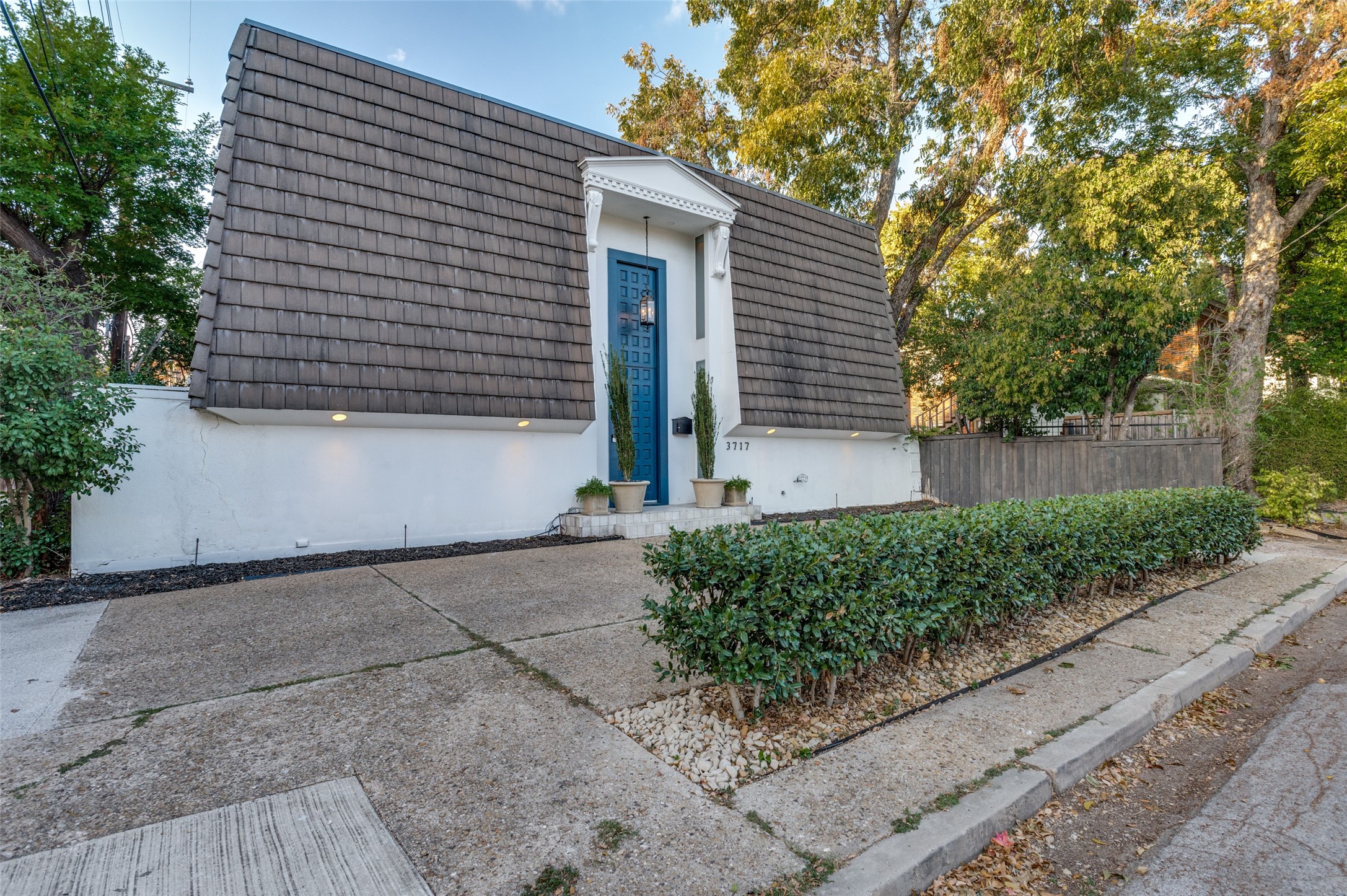 3717 Prescott Avenue Dallas TX 75219